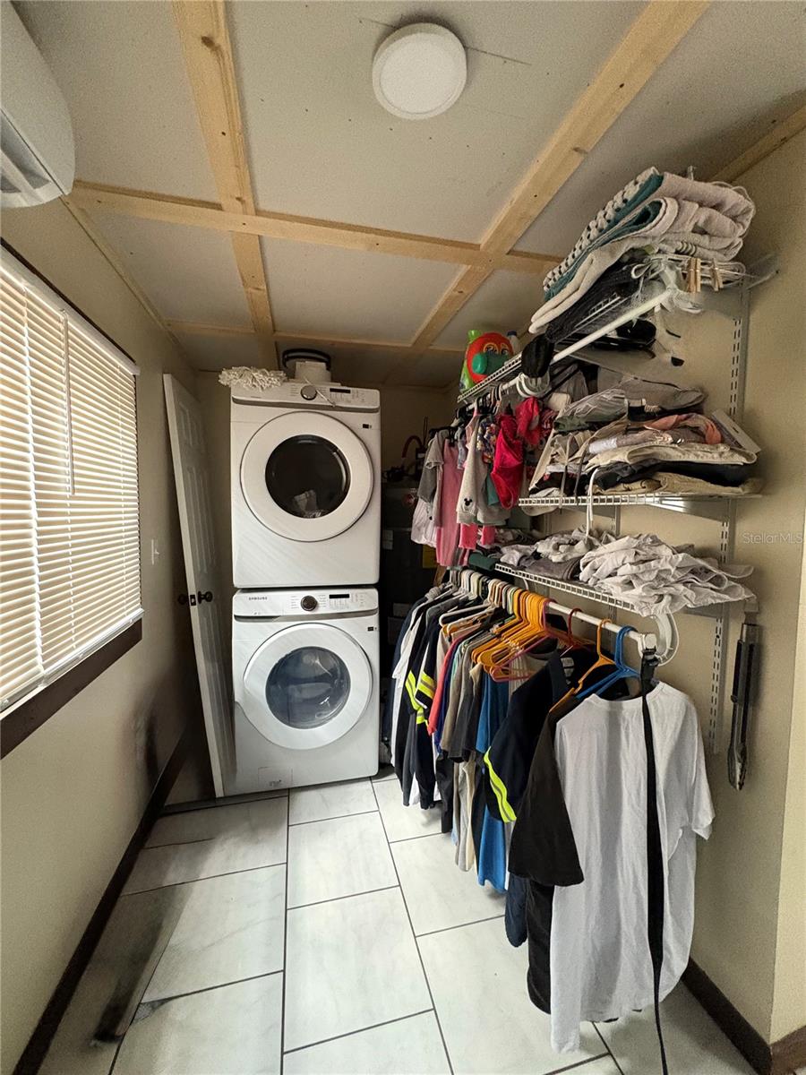 Image 9 of 12 For 5647 19th Street