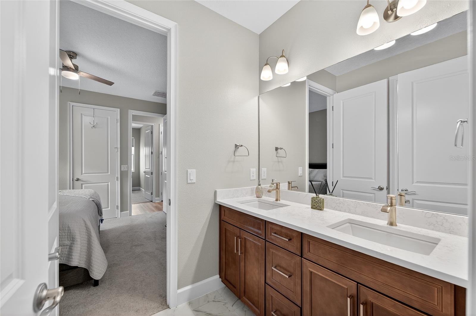 Image 16 of 46 For 5961 Blakeney Loop