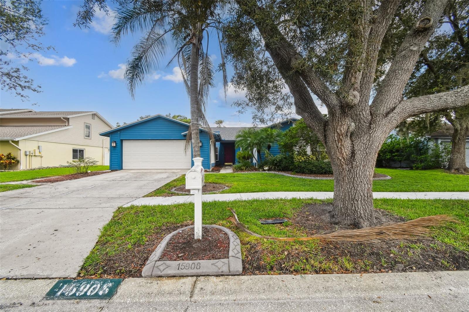 Details for 15908 Country Place, TAMPA, FL 33624