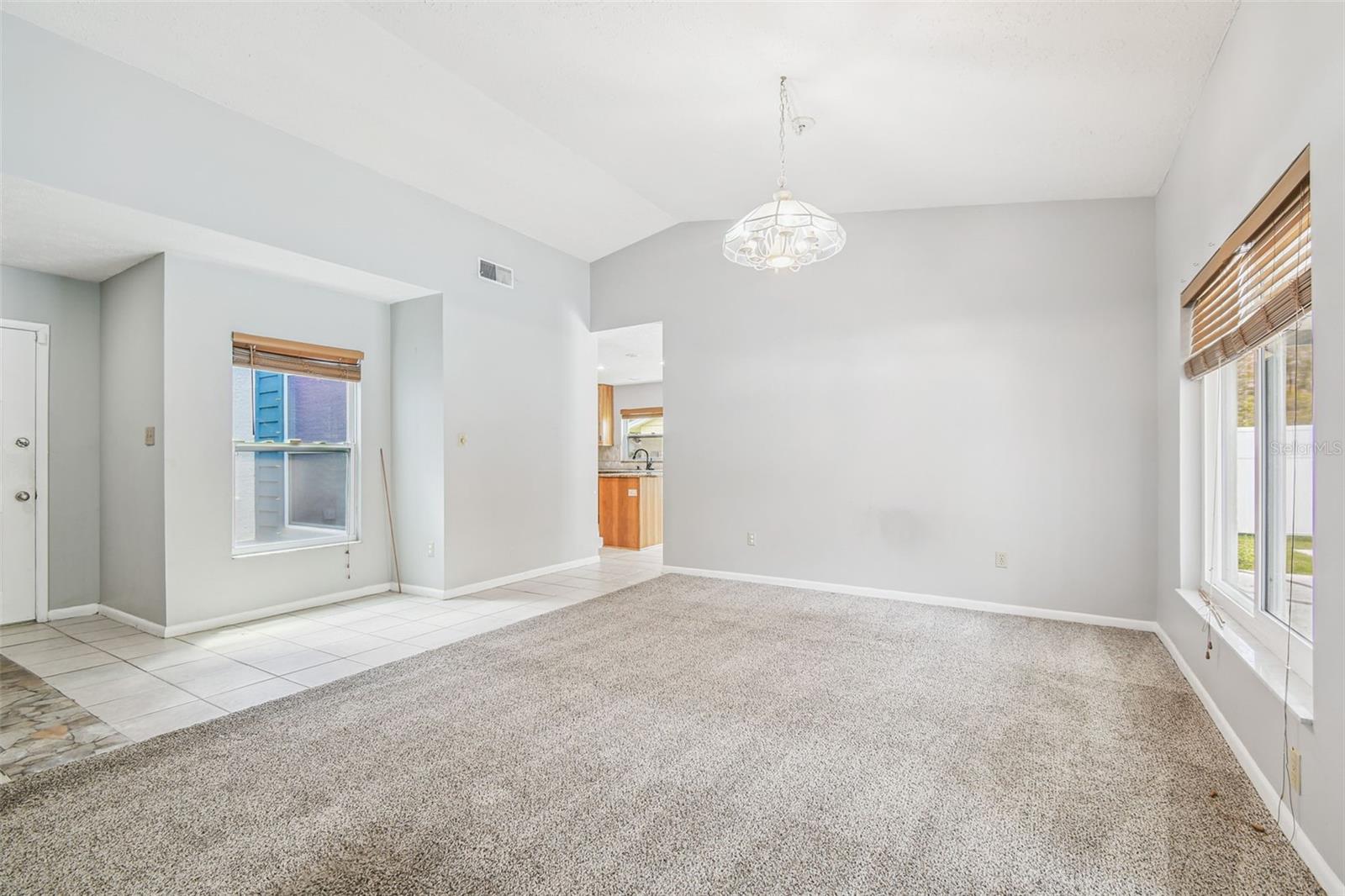 Image 12 of 62 For 15908 Country Place