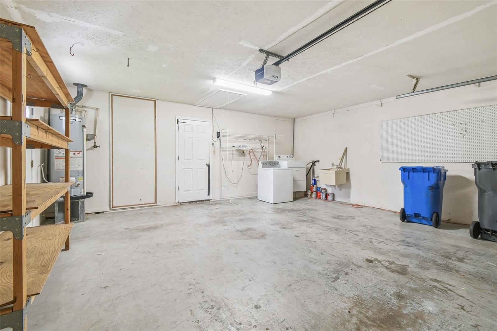 Image 46 of 62 For 15908 Country Place