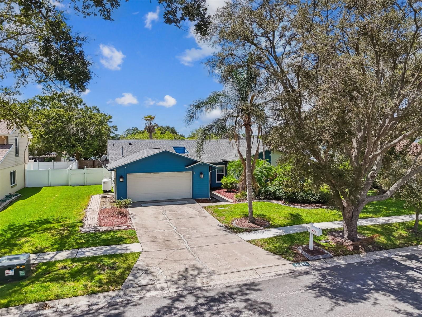 Image 47 of 62 For 15908 Country Place