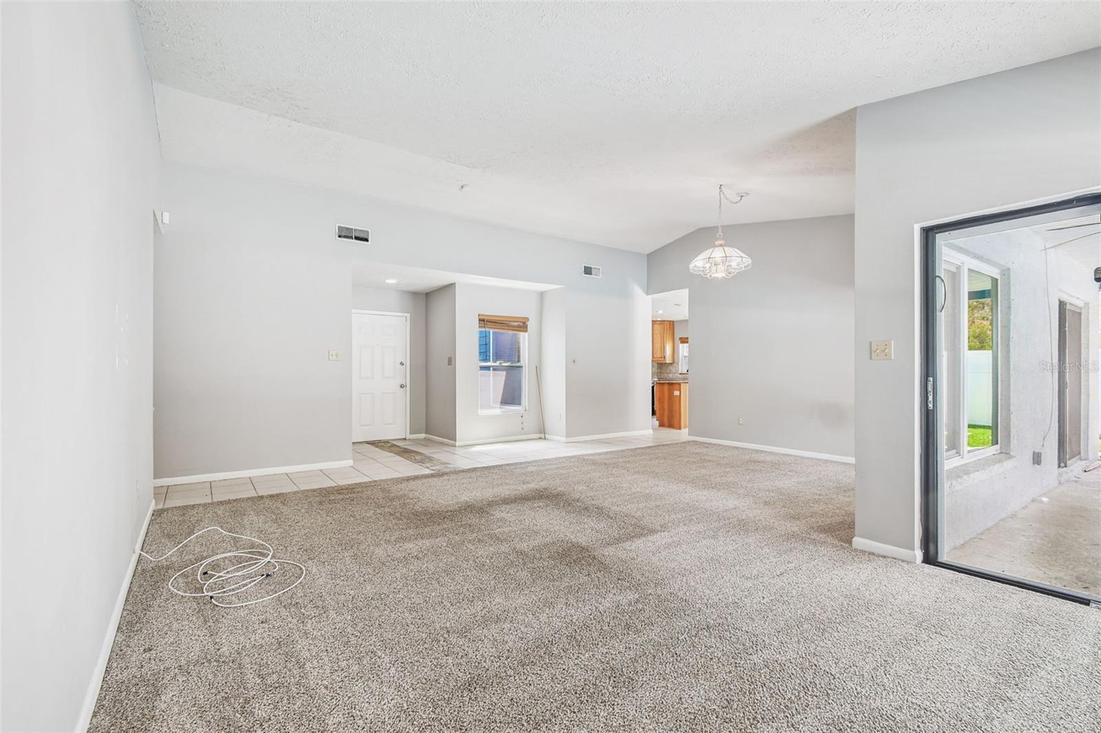 Image 7 of 62 For 15908 Country Place
