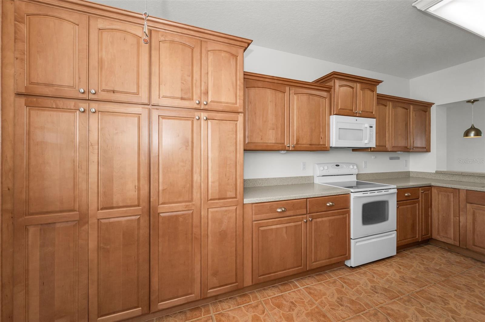 Image 13 of 57 For 7974 Sailboat Key Boulevard S 606