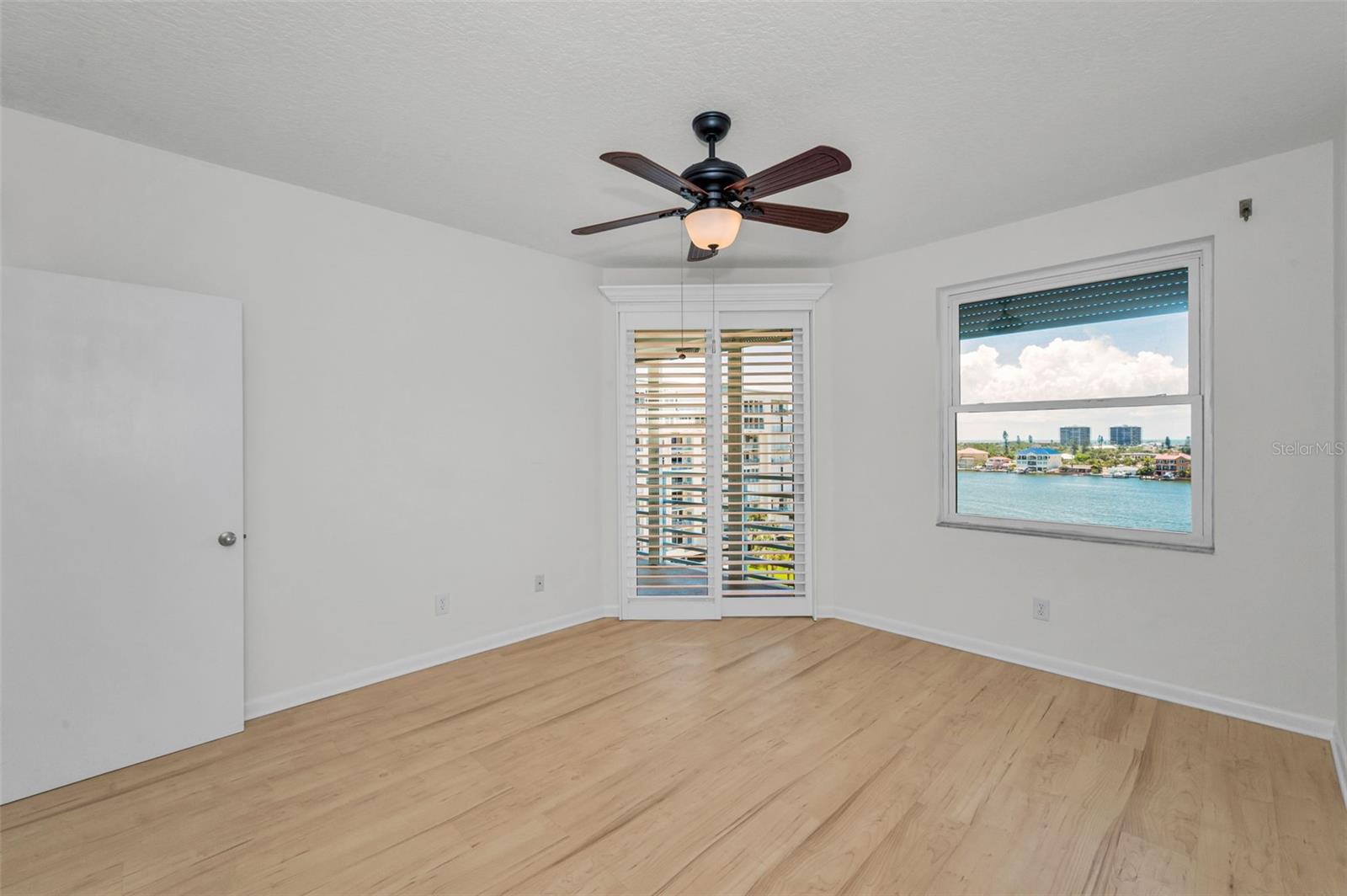 Image 20 of 57 For 7974 Sailboat Key Boulevard S 606