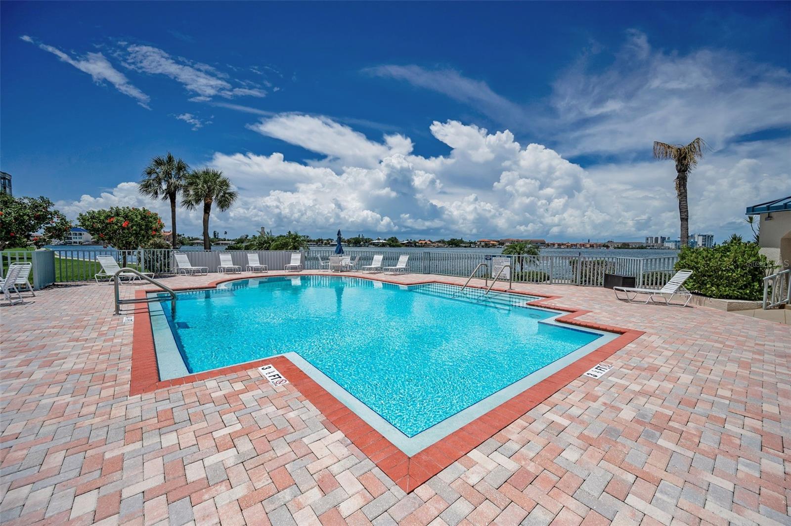 Image 38 of 57 For 7974 Sailboat Key Boulevard S 606