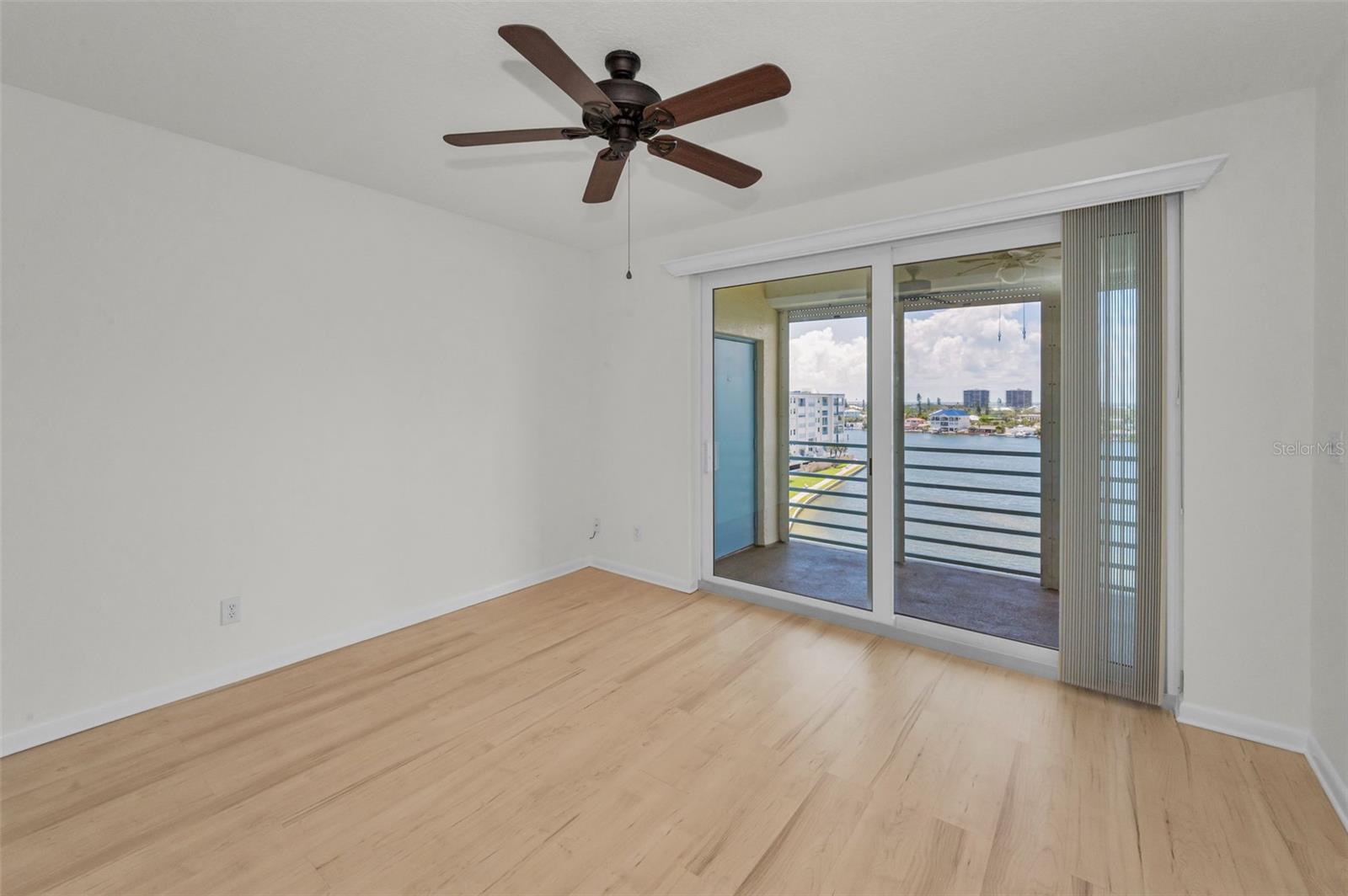Image 5 of 57 For 7974 Sailboat Key Boulevard S 606