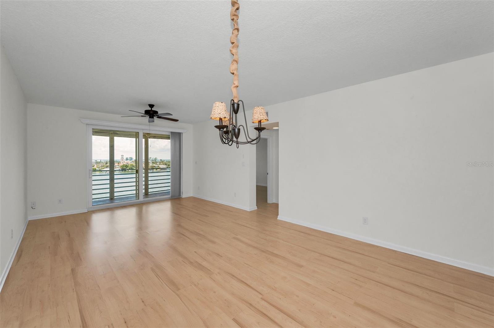 Image 7 of 57 For 7974 Sailboat Key Boulevard S 606