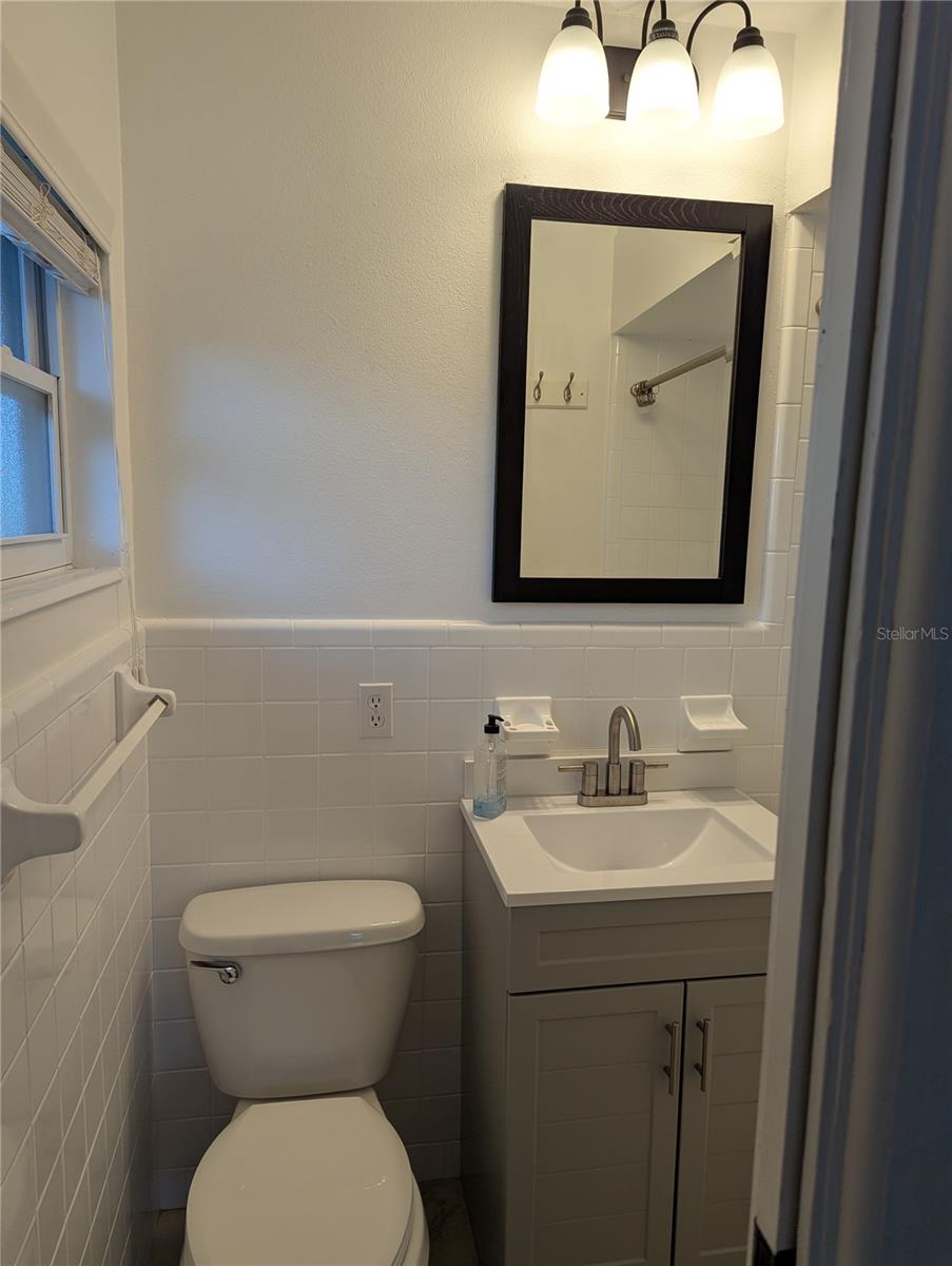 Image 13 of 18 For 1180 Eden Isle Boulevard Ne