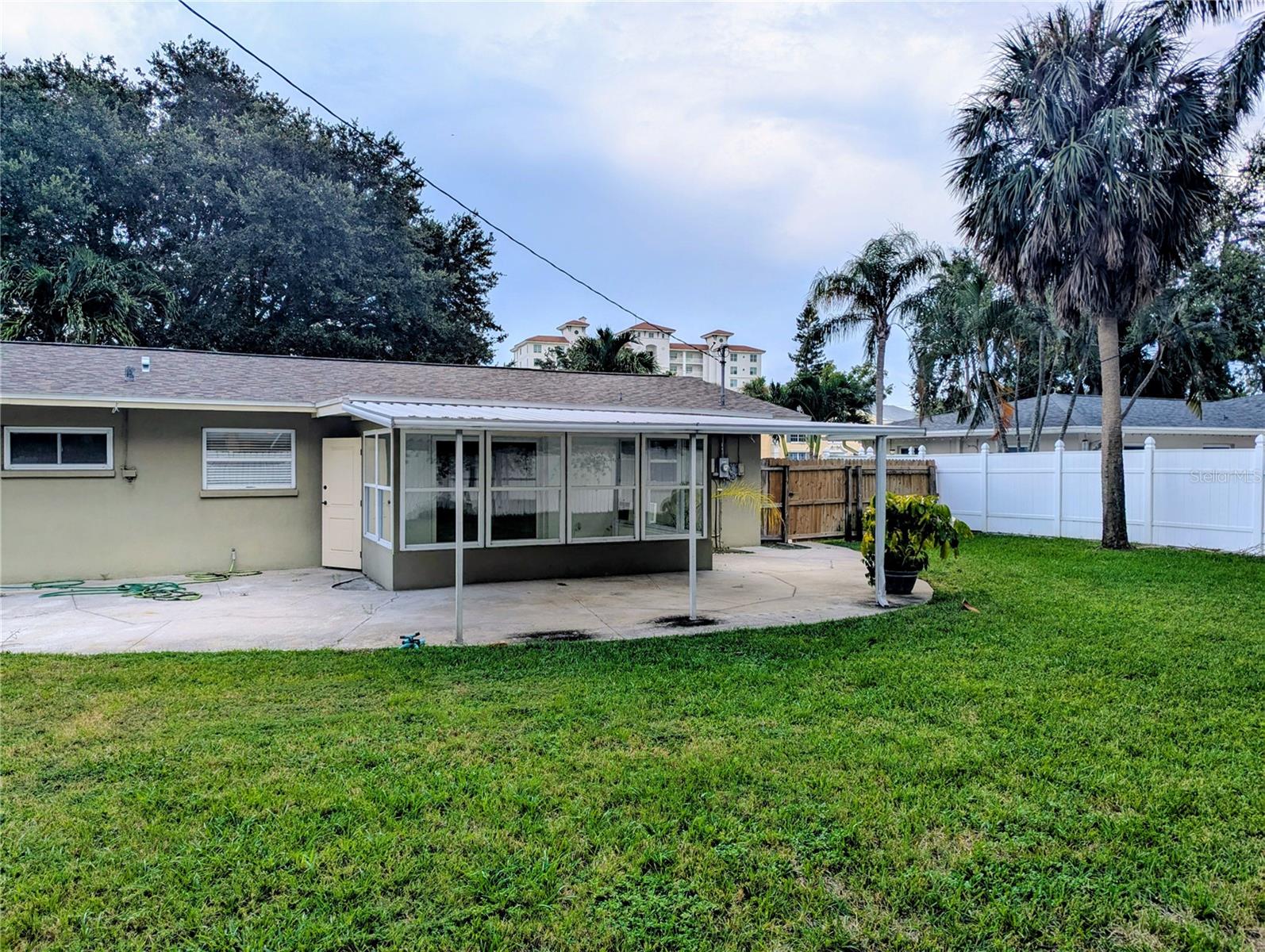 Image 16 of 18 For 1180 Eden Isle Boulevard Ne