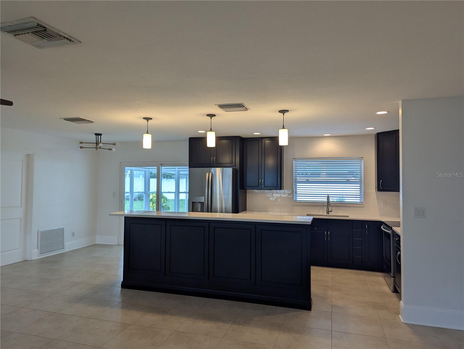 Image 5 of 18 For 1180 Eden Isle Boulevard Ne