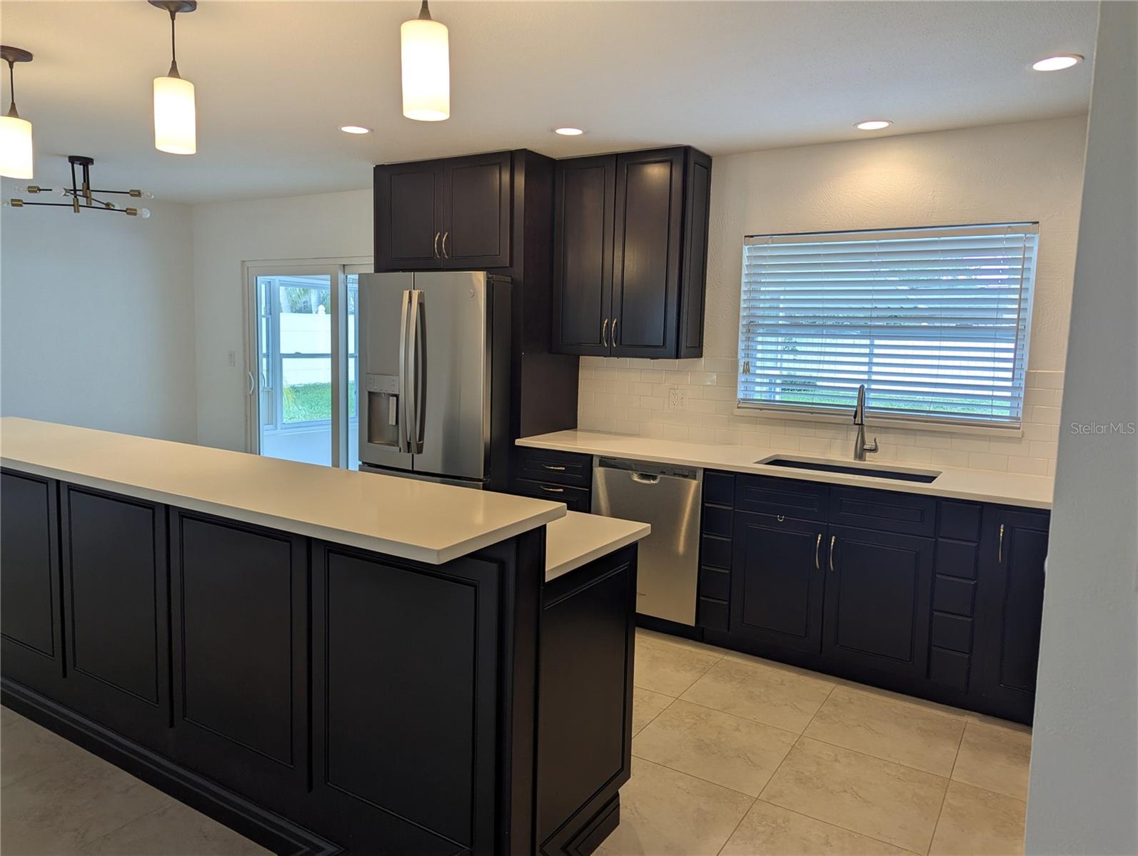 Image 6 of 18 For 1180 Eden Isle Boulevard Ne
