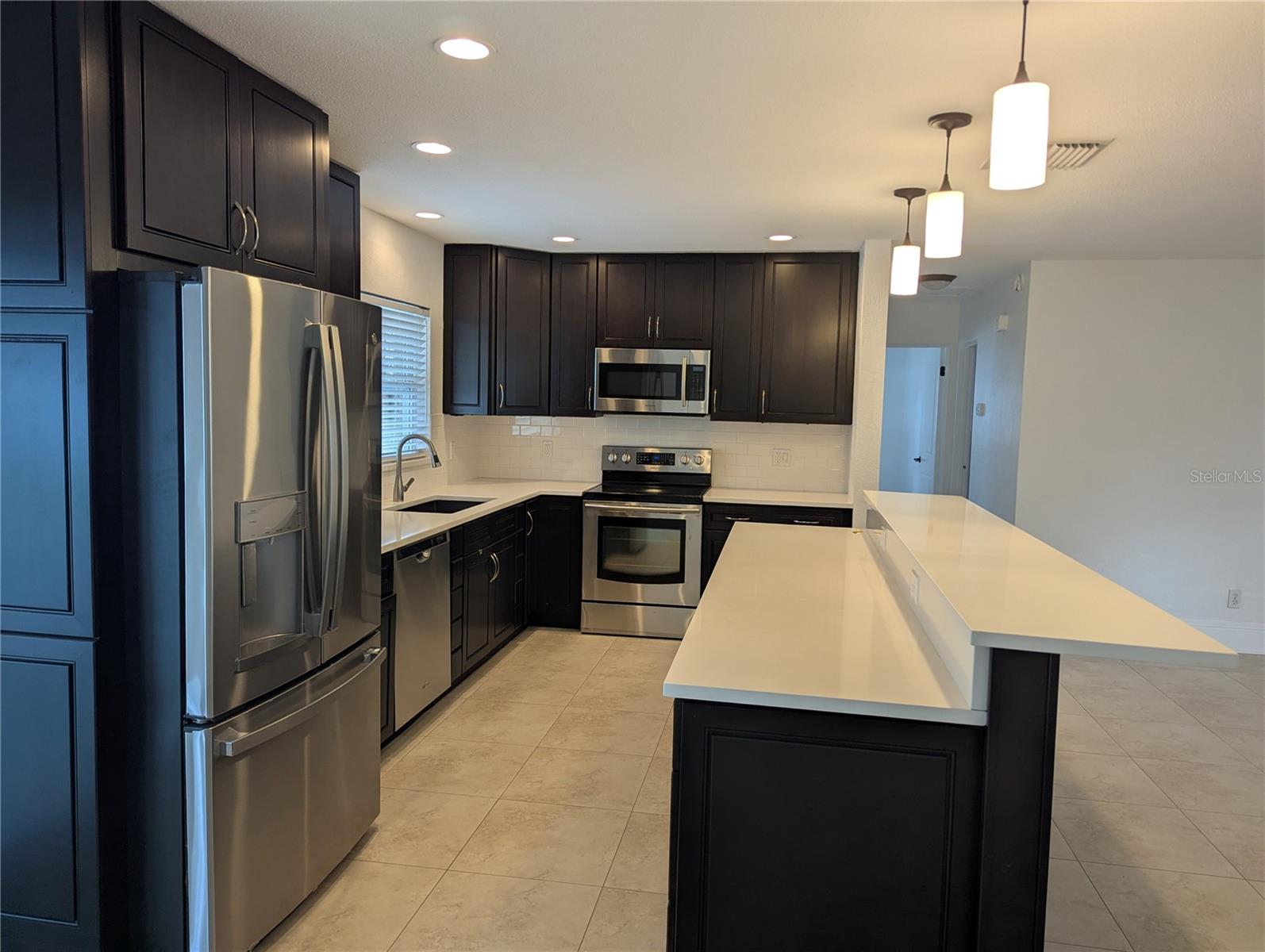 Image 7 of 18 For 1180 Eden Isle Boulevard Ne