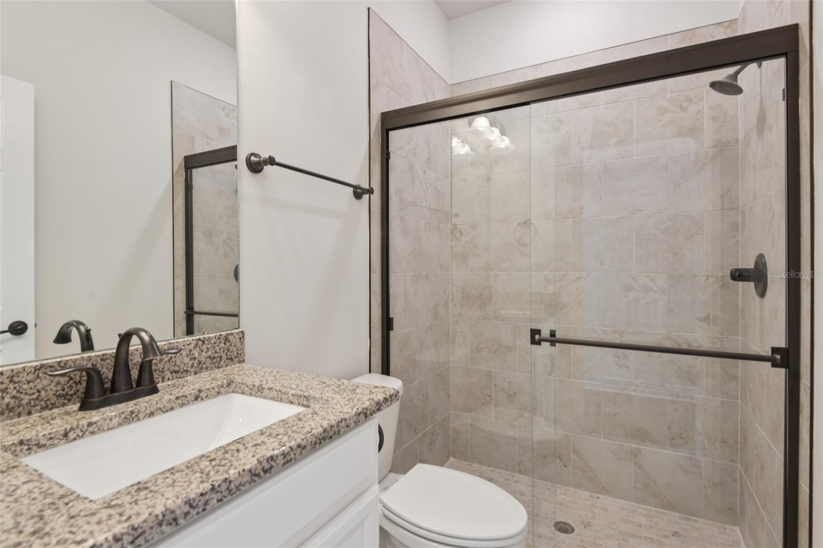 Image 18 of 31 For 13890 Kingfisher Glen Drive