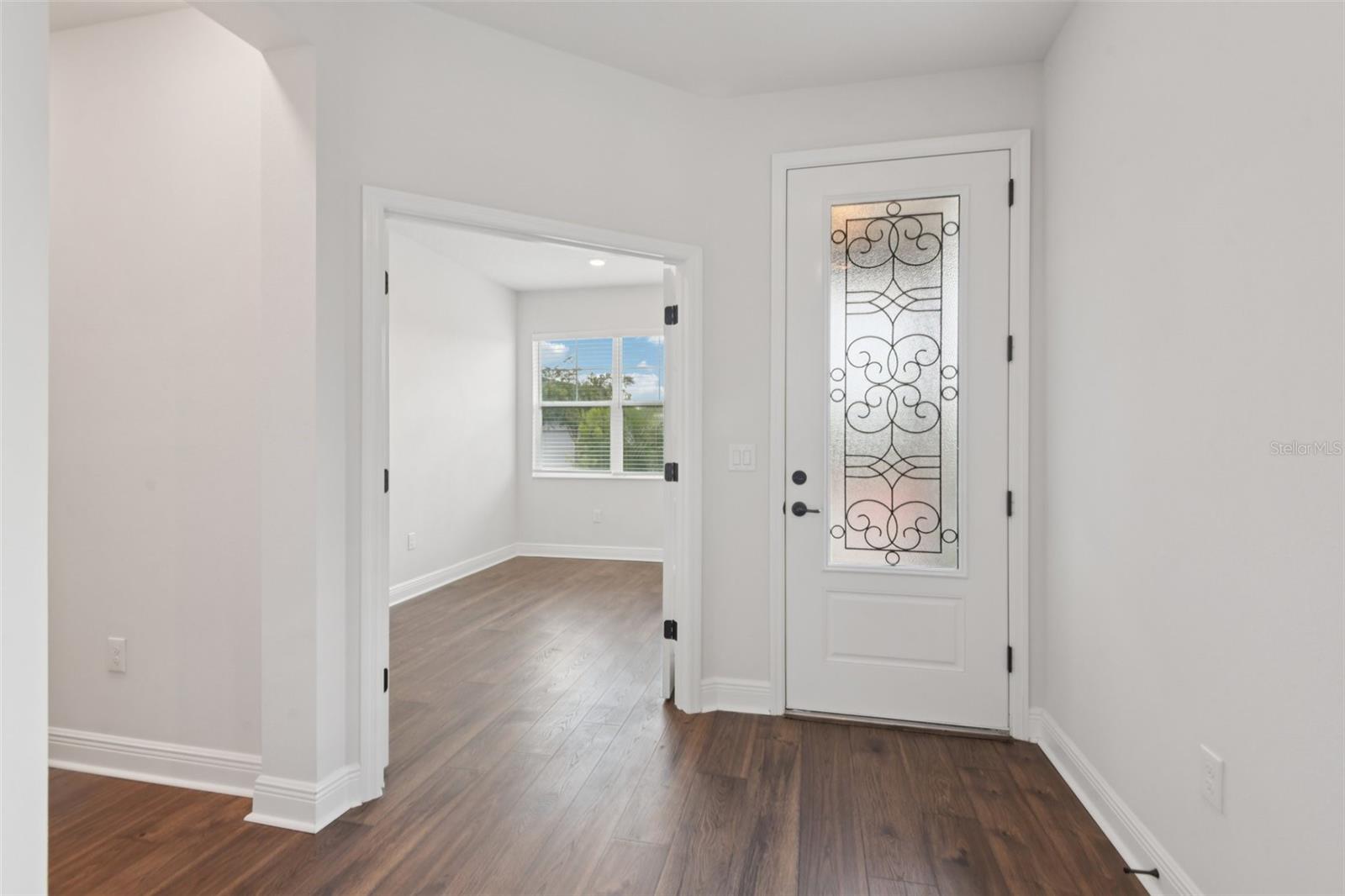 Image 23 of 31 For 13890 Kingfisher Glen Drive