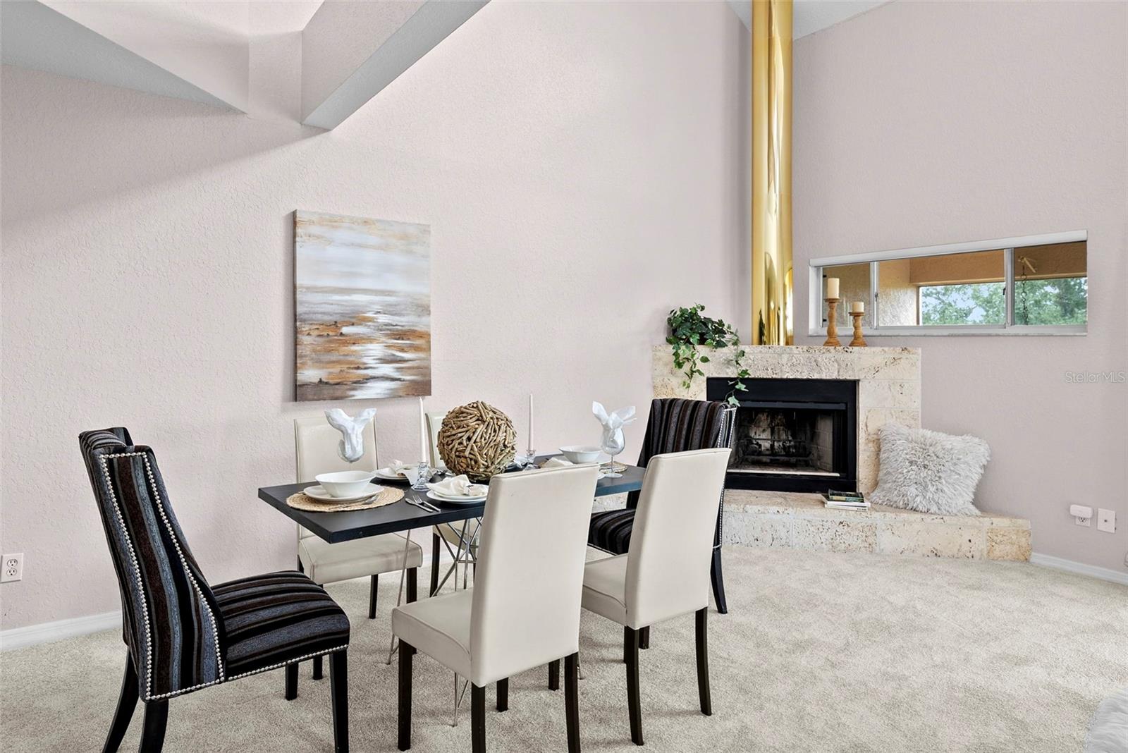 Image 16 of 89 For 1605 Royal Palm Drive S D