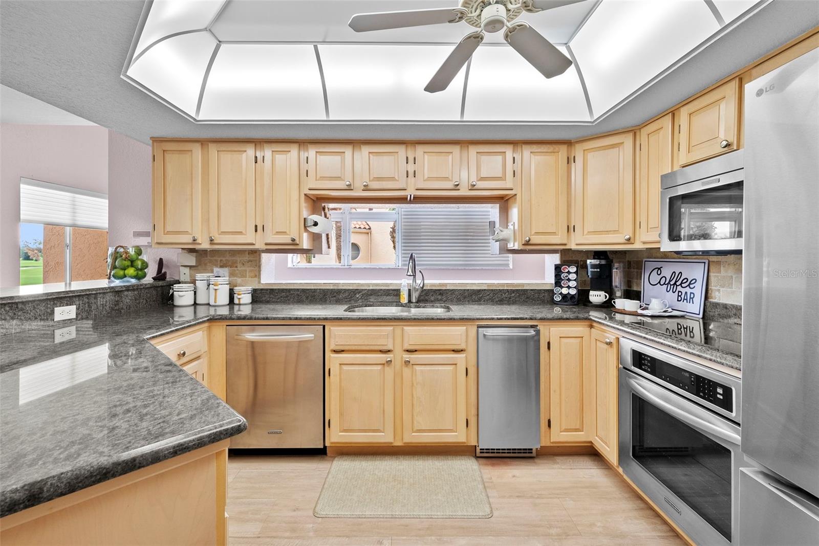 Image 18 of 89 For 1605 Royal Palm Drive S D