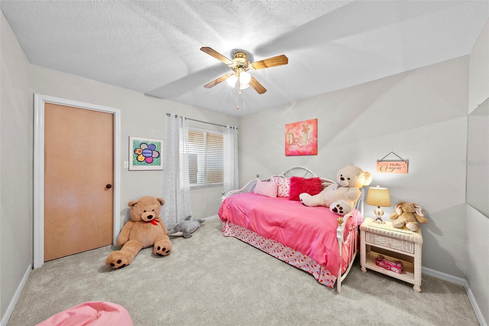 Image 25 of 89 For 1605 Royal Palm Drive S D