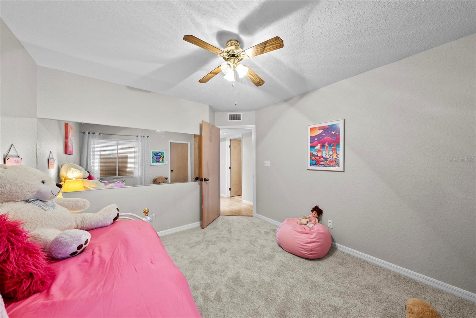 Image 26 of 89 For 1605 Royal Palm Drive S D