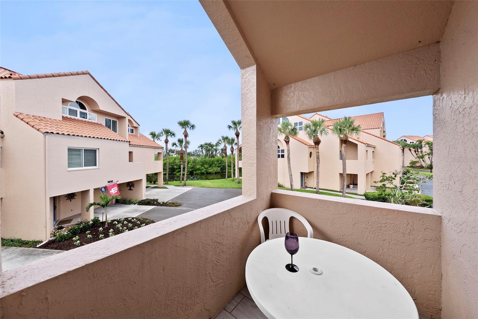 Image 46 of 89 For 1605 Royal Palm Drive S D