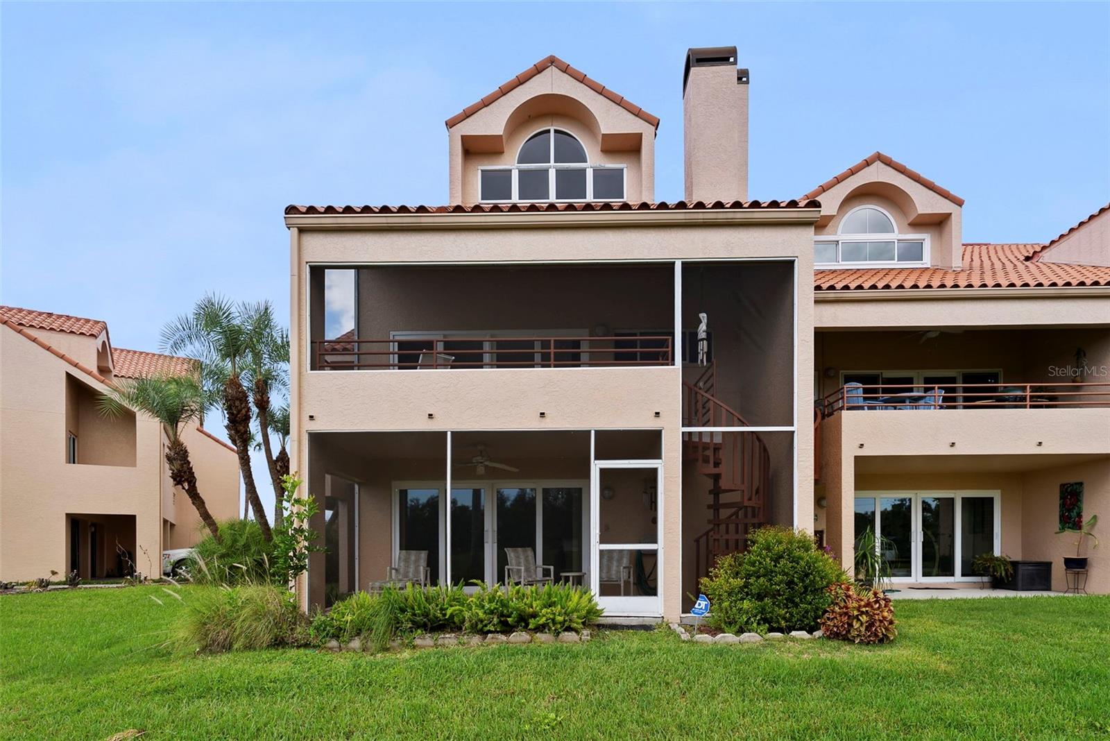 Image 51 of 89 For 1605 Royal Palm Drive S D