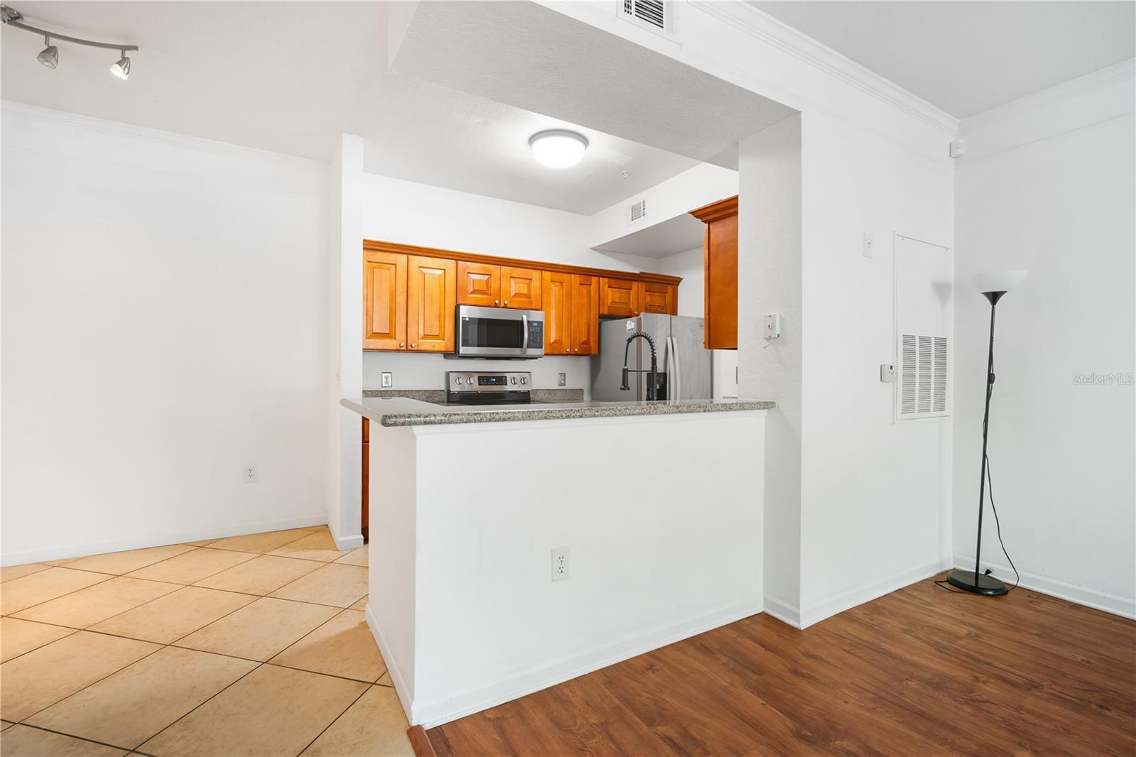 Image 7 of 19 For 17104 Carrington Park Drive 503
