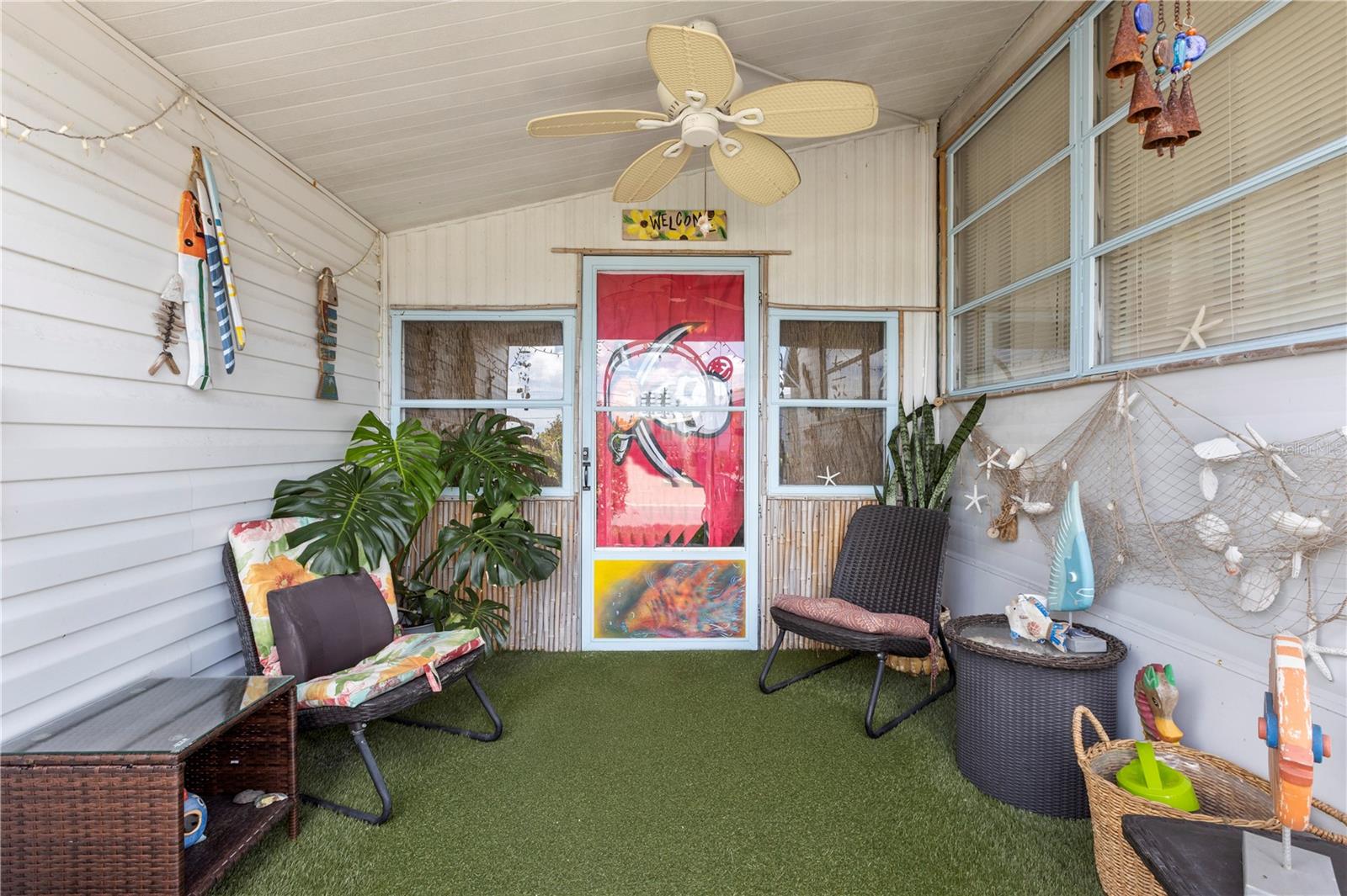 Image 2 of 28 For 515 50th Avenue Terrace W
