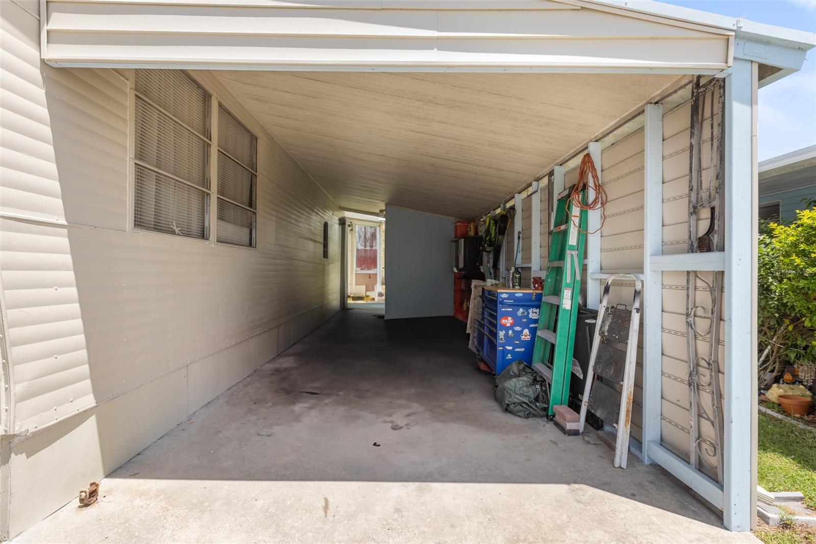 Image 21 of 28 For 515 50th Avenue Terrace W