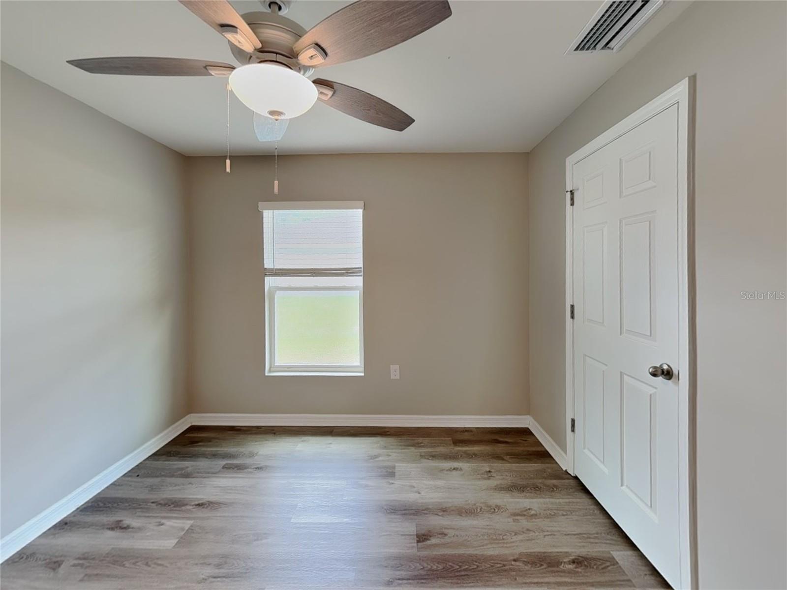 Image 11 of 16 For 1509 Orlando Boulevard