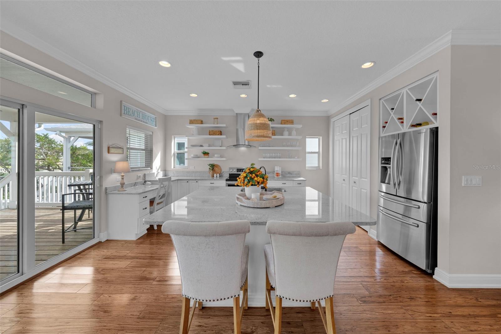 Image 18 of 75 For 12116 Lagoon Lane