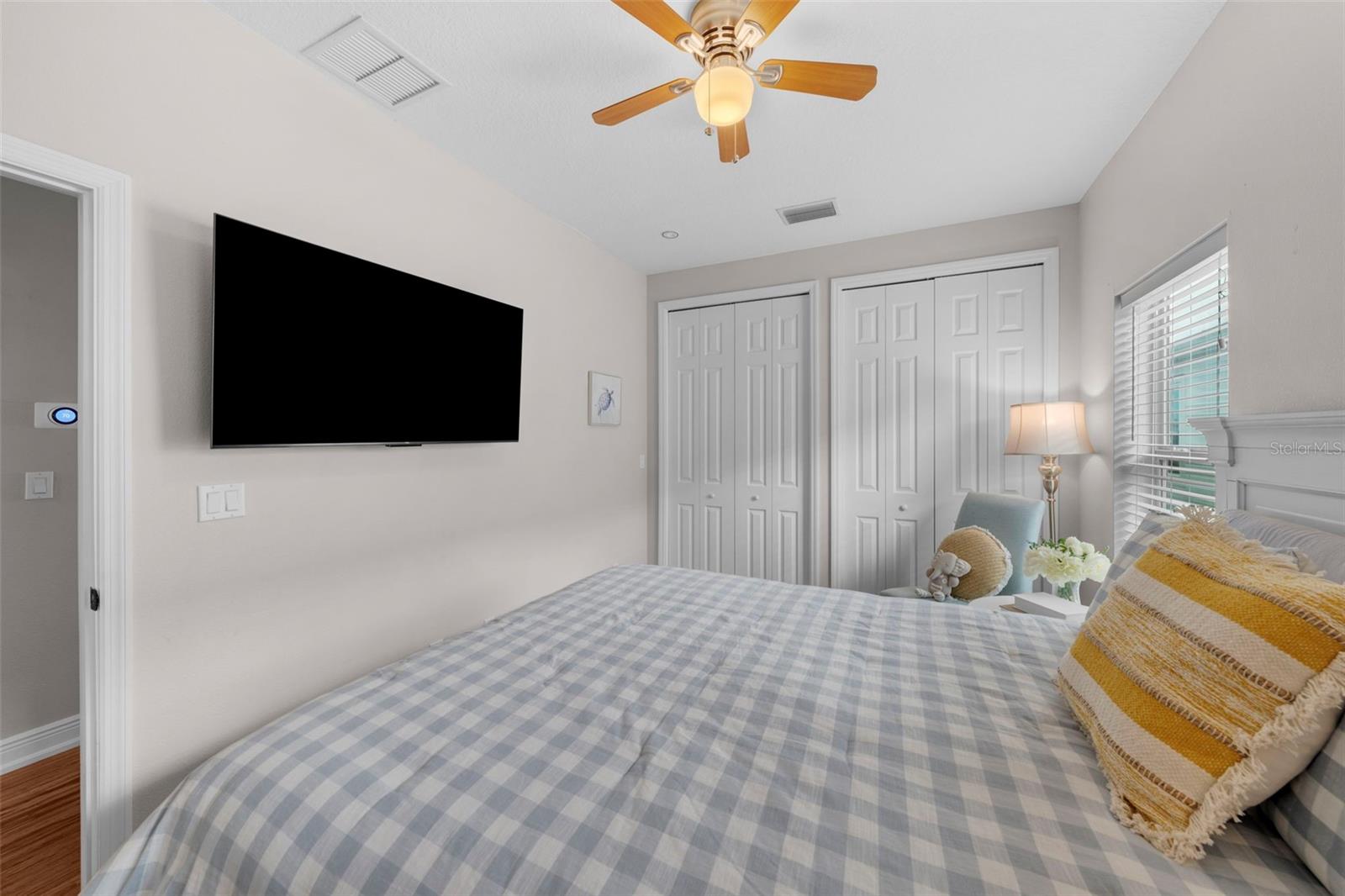 Image 41 of 75 For 12116 Lagoon Lane
