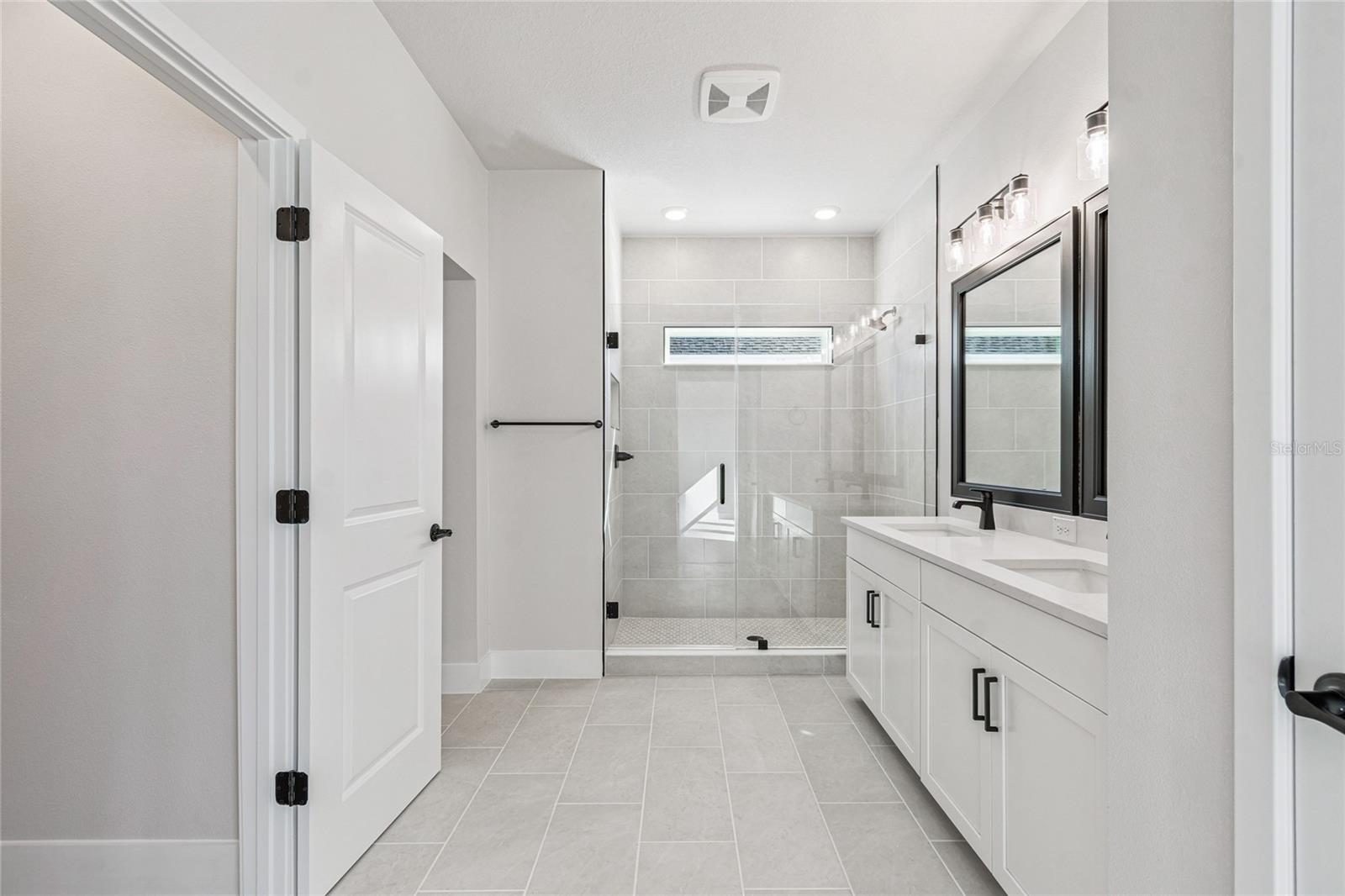 Image 24 of 53 For 28796 Jujube Road