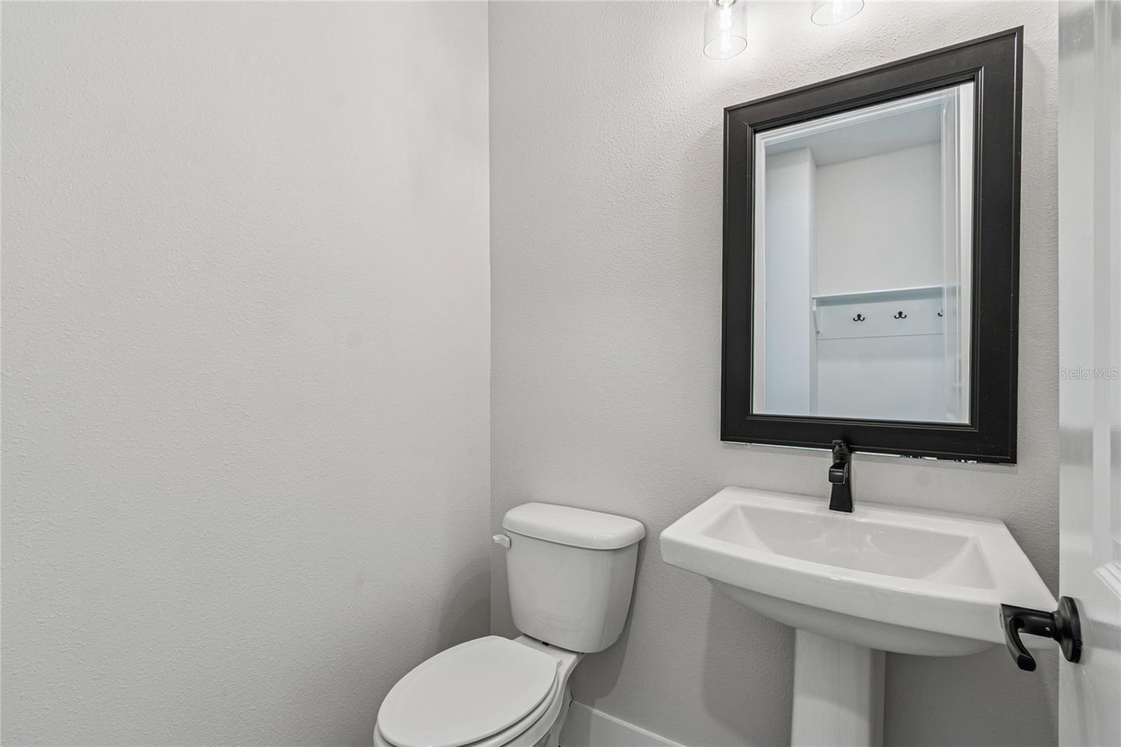 Image 37 of 53 For 28796 Jujube Road