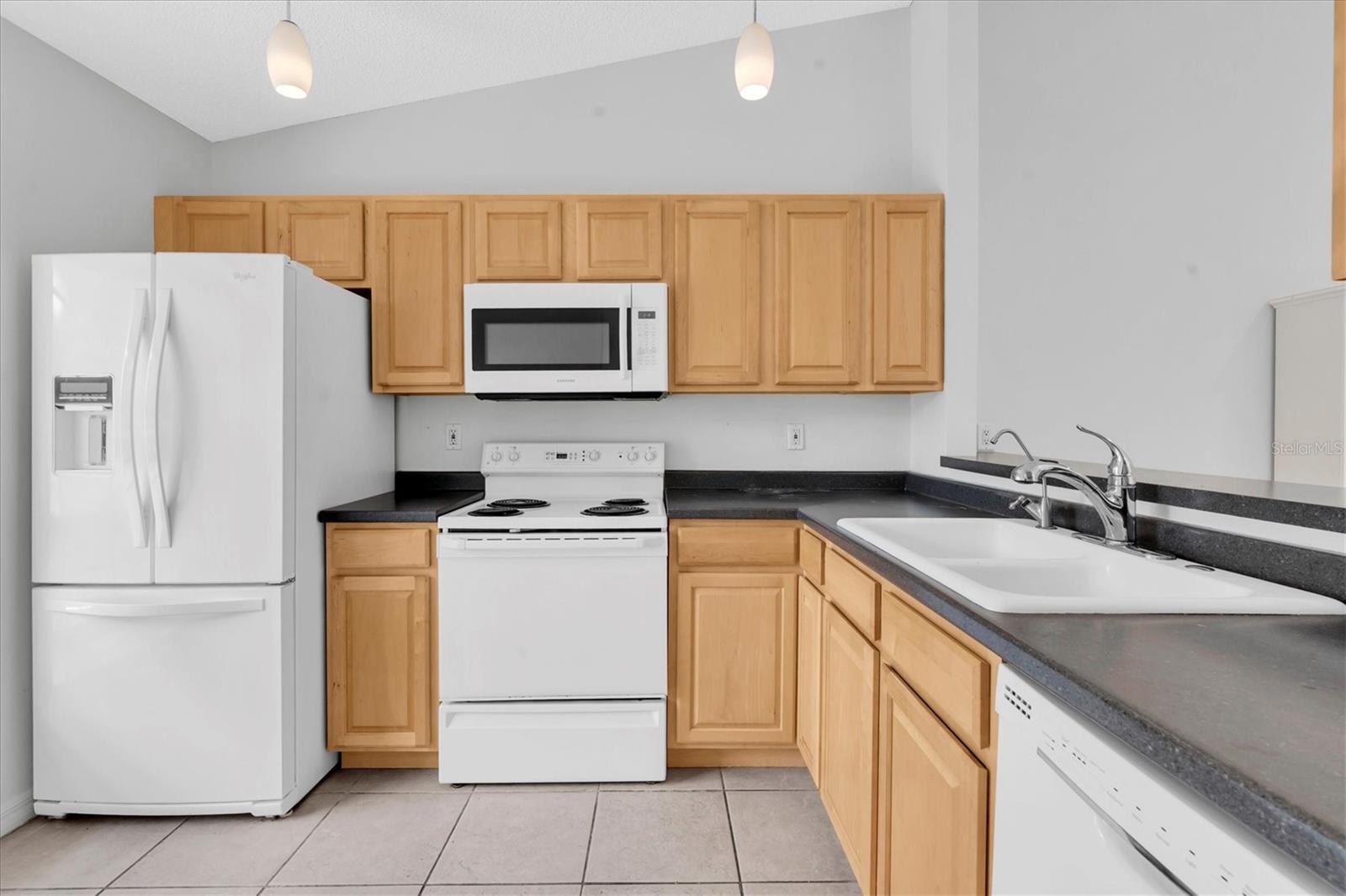 Image 14 of 32 For 3777 Mission Court