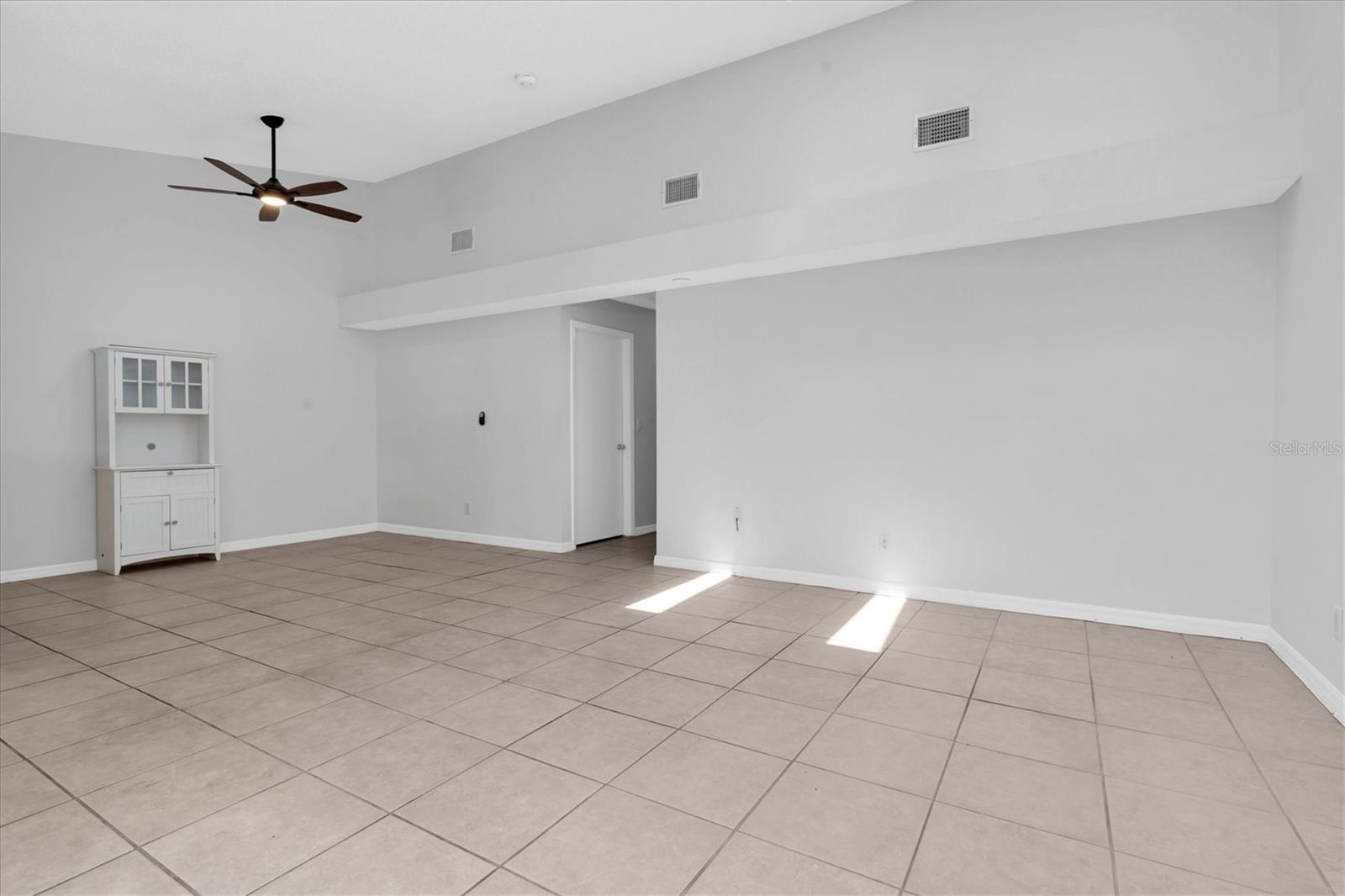Image 20 of 32 For 3777 Mission Court