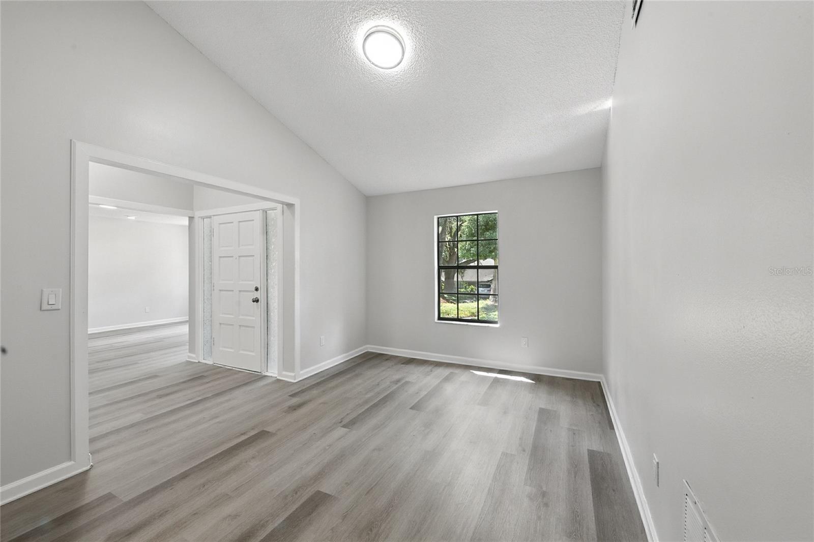 Image 3 of 20 For 1174 Woodland Terrace Trail