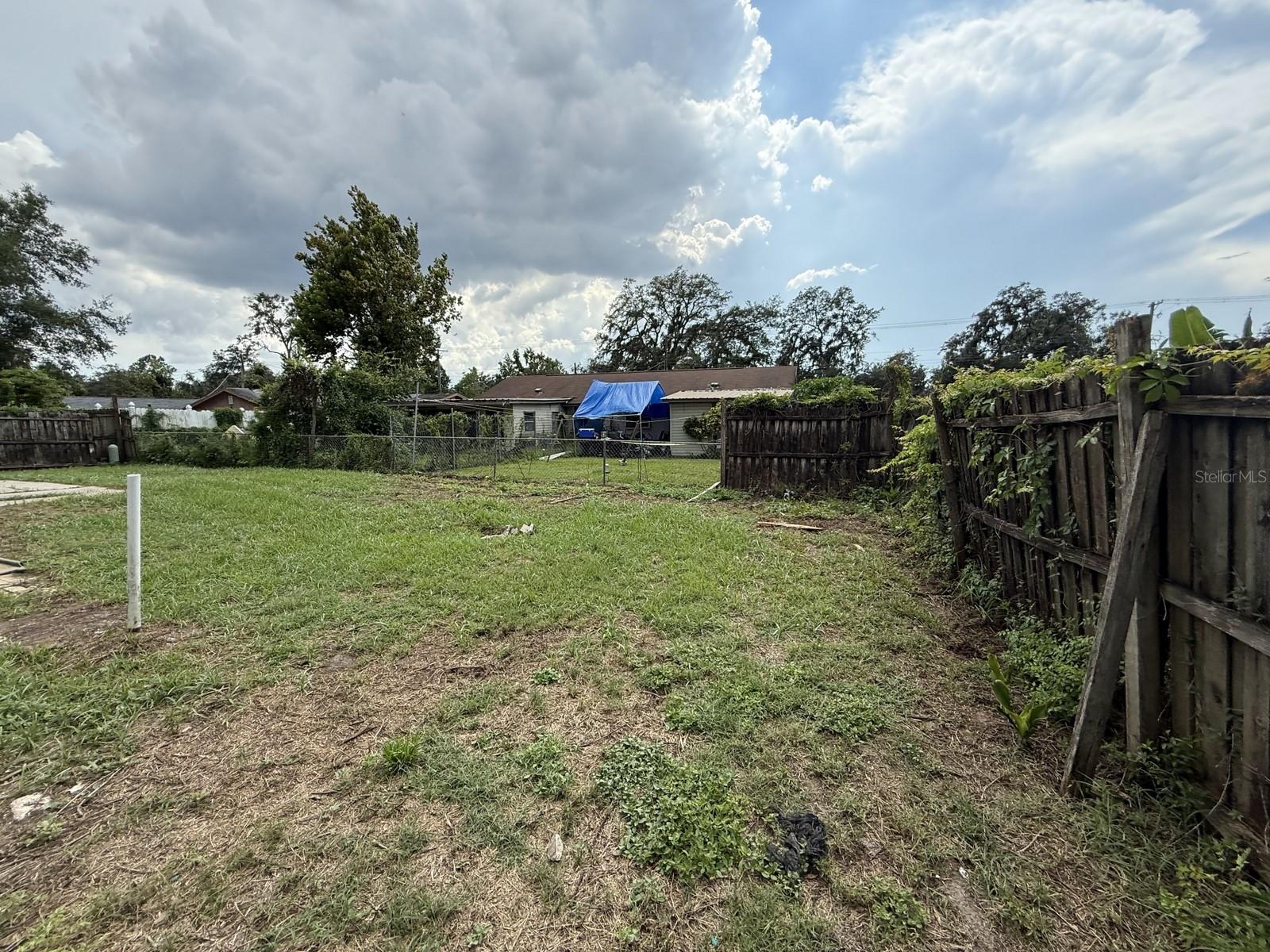 Image 14 of 73 For 804 Walnut Drive