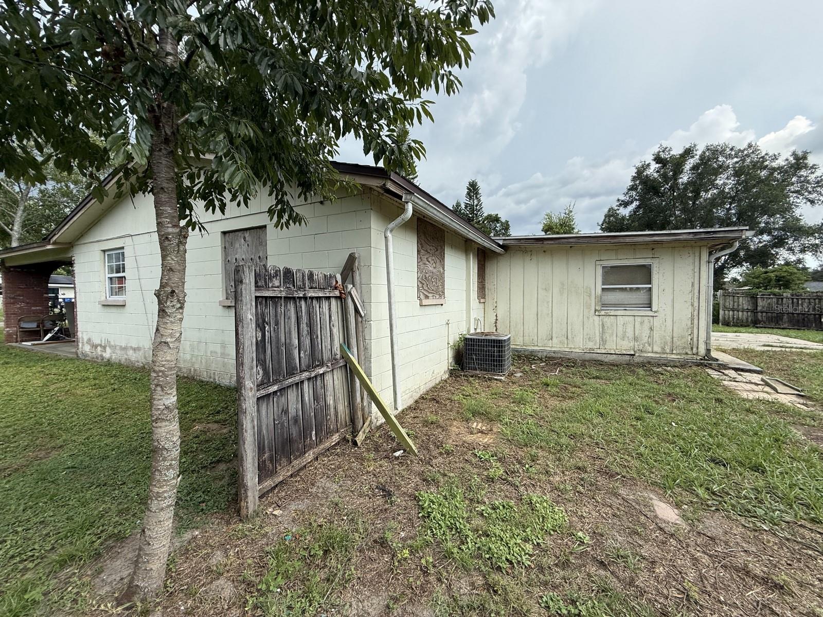 Image 16 of 73 For 804 Walnut Drive