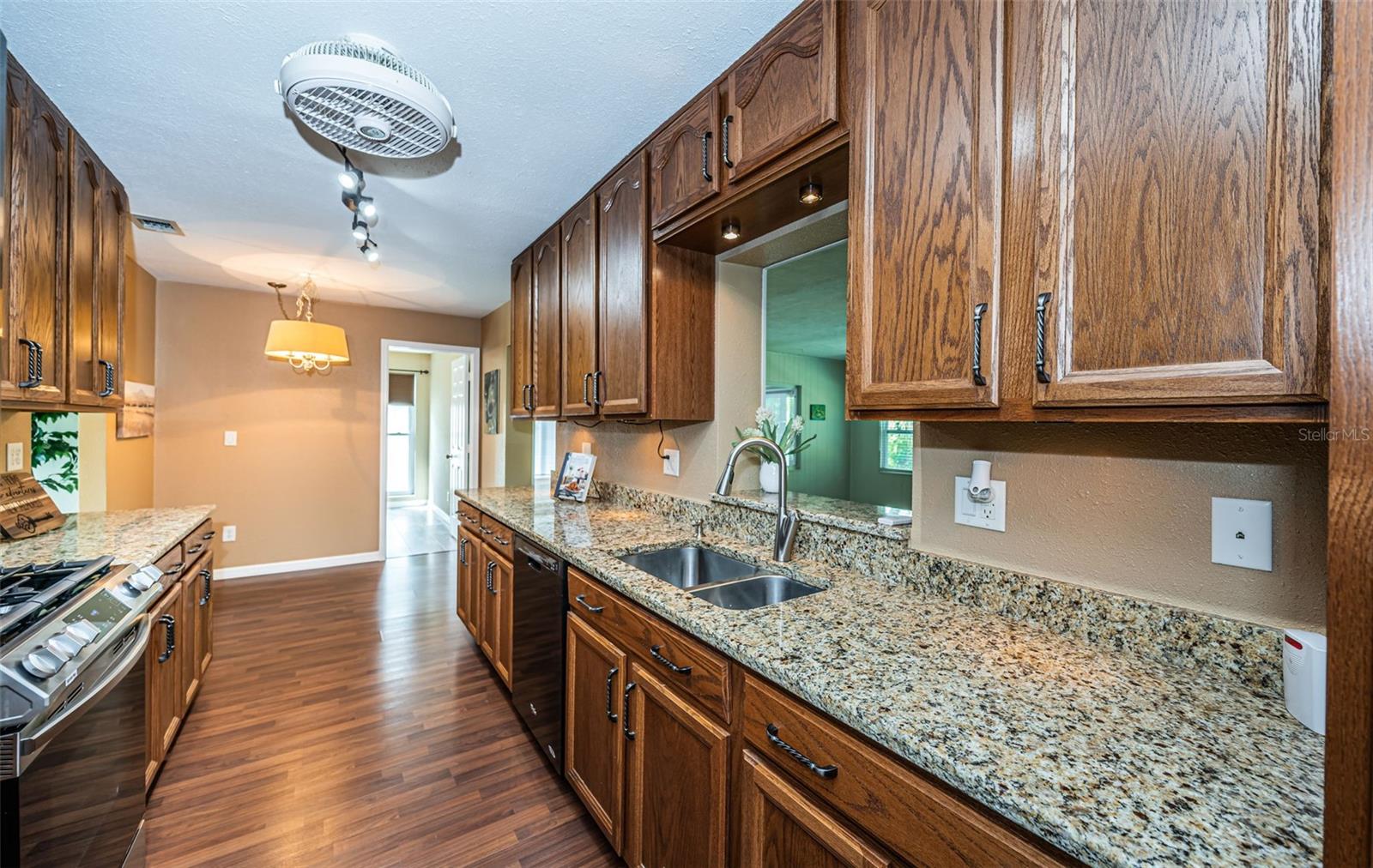 Image 16 of 55 For 2342 Hazelwood Lane