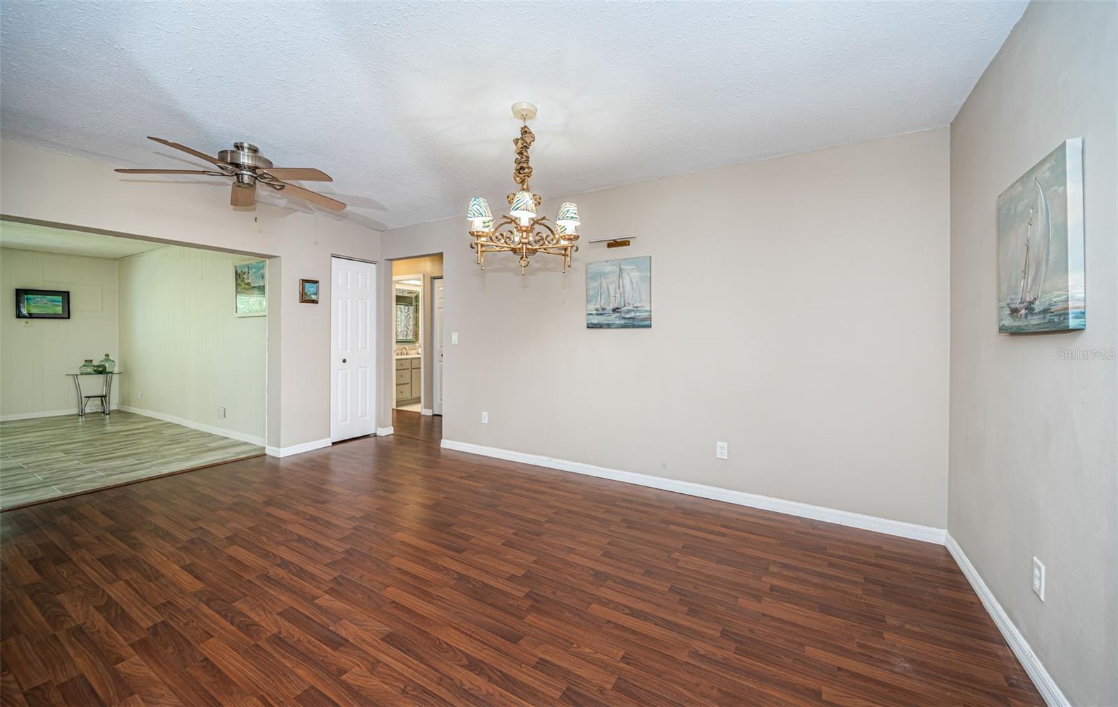 Image 19 of 55 For 2342 Hazelwood Lane
