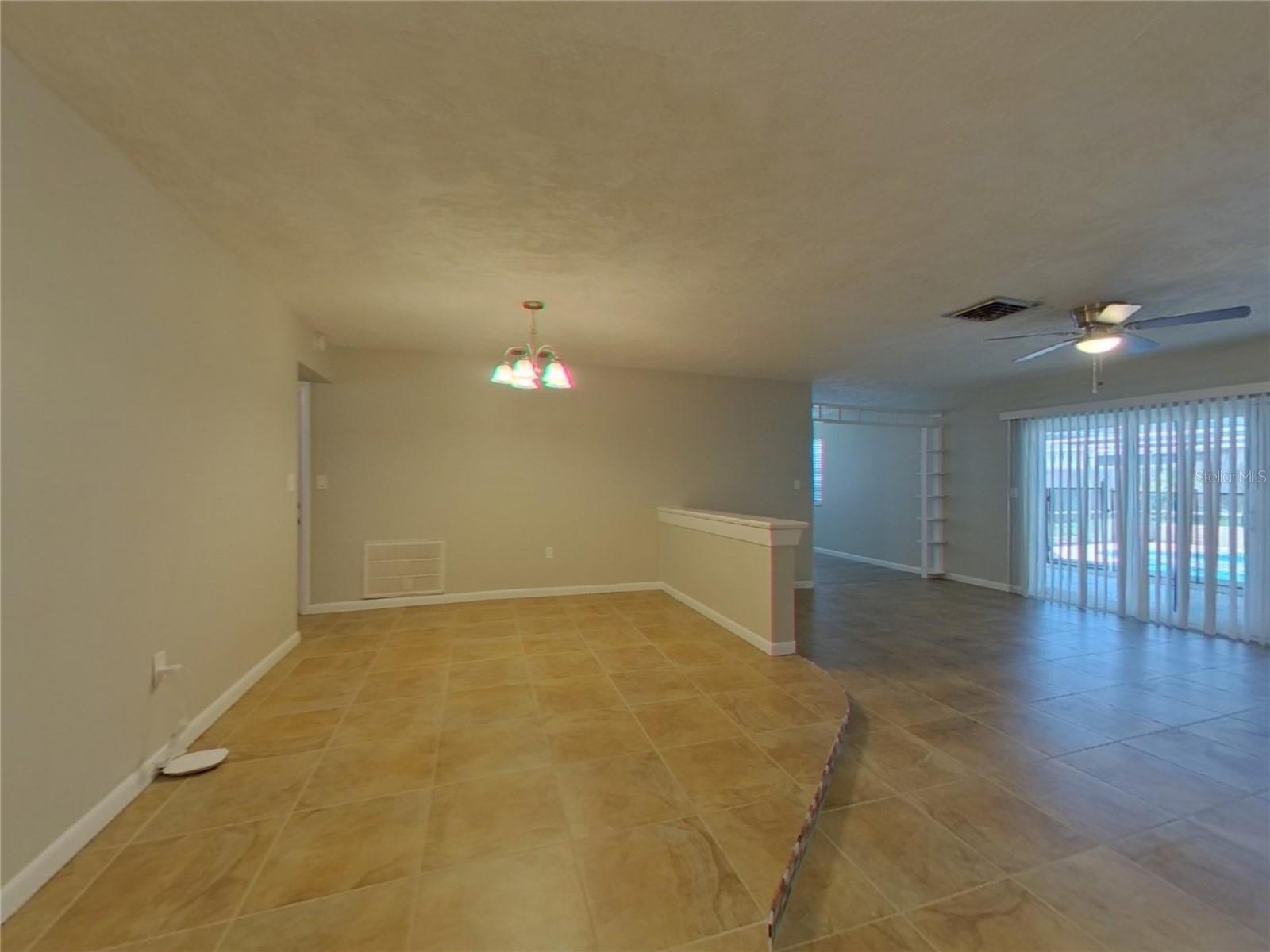 Image 4 of 15 For 609 Linda Court