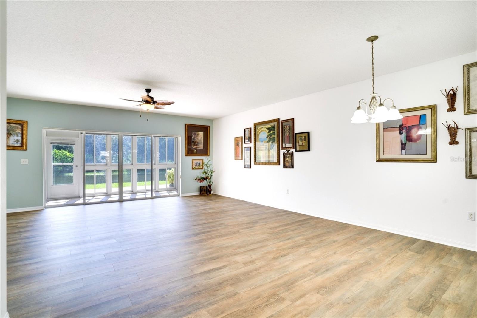 Image 11 of 24 For 1440 Water View Drive W 105