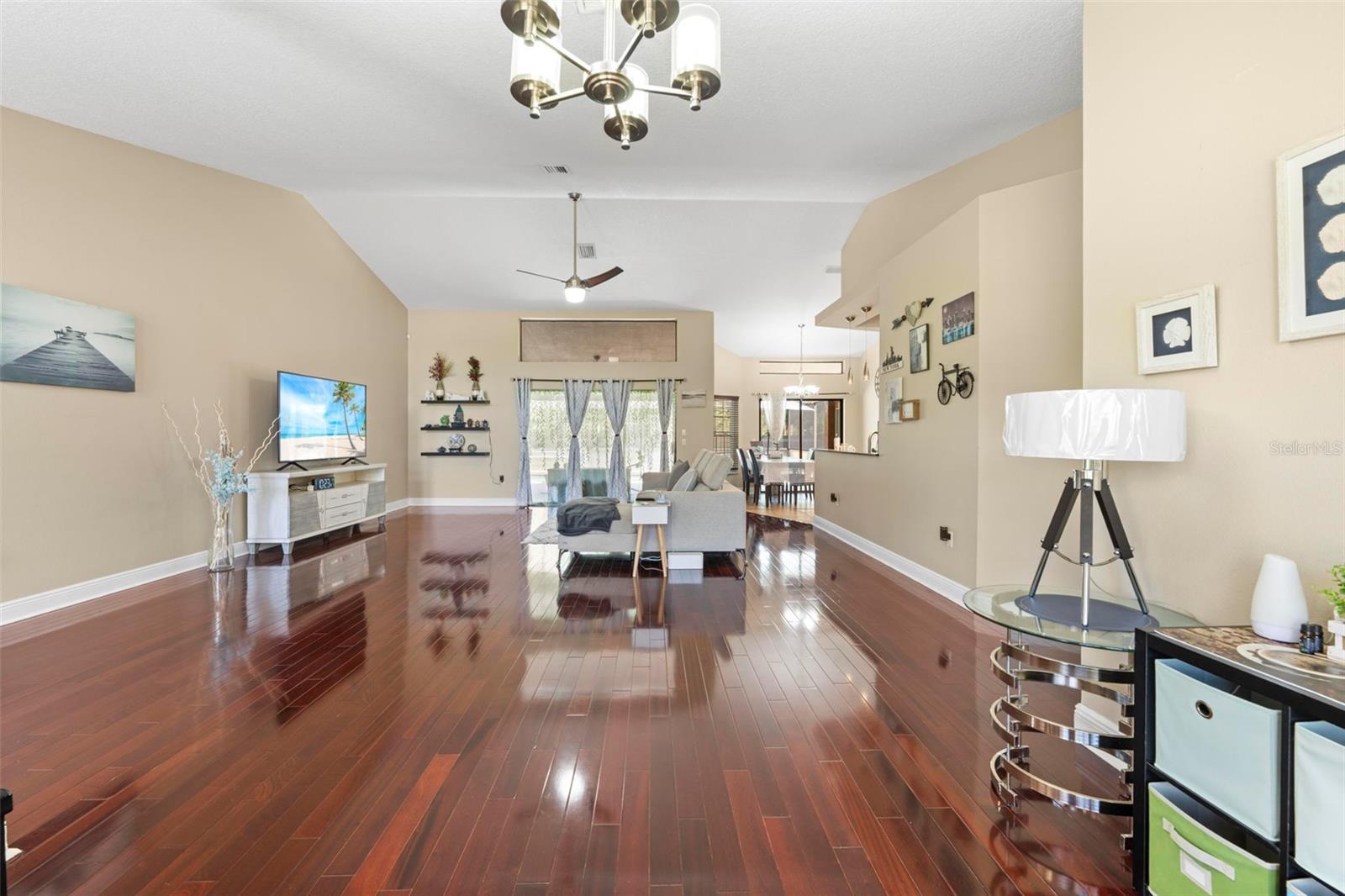 Image 12 of 63 For 14207 Cornewall Lane