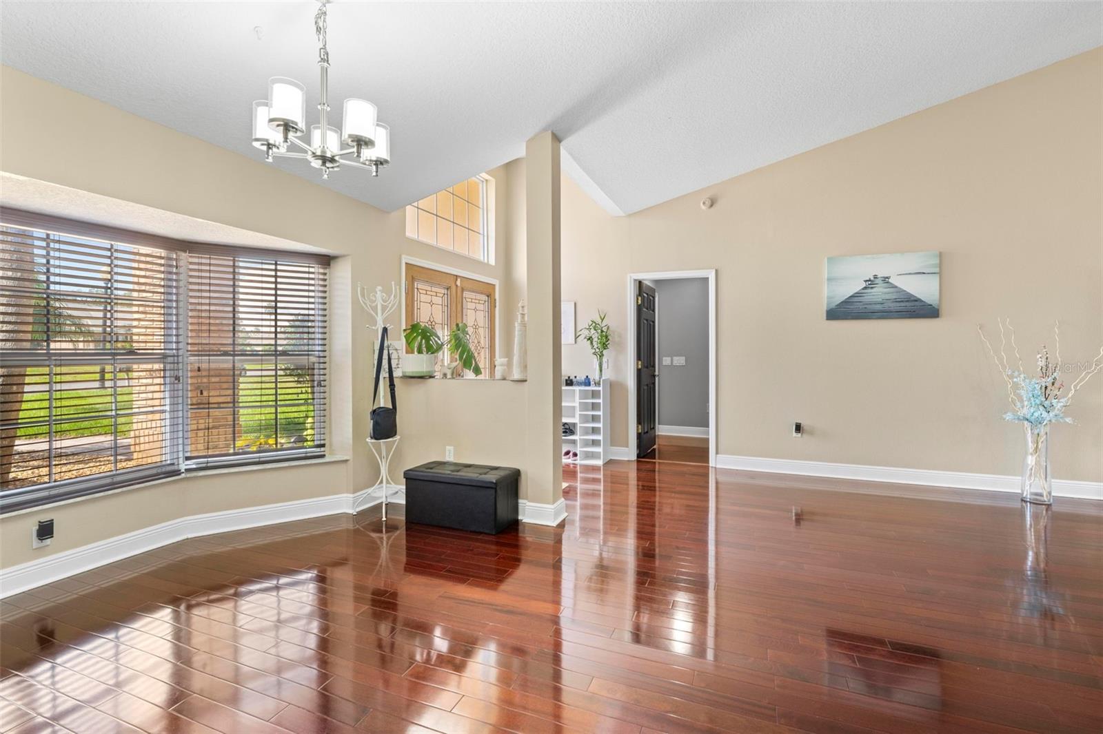 Image 27 of 63 For 14207 Cornewall Lane