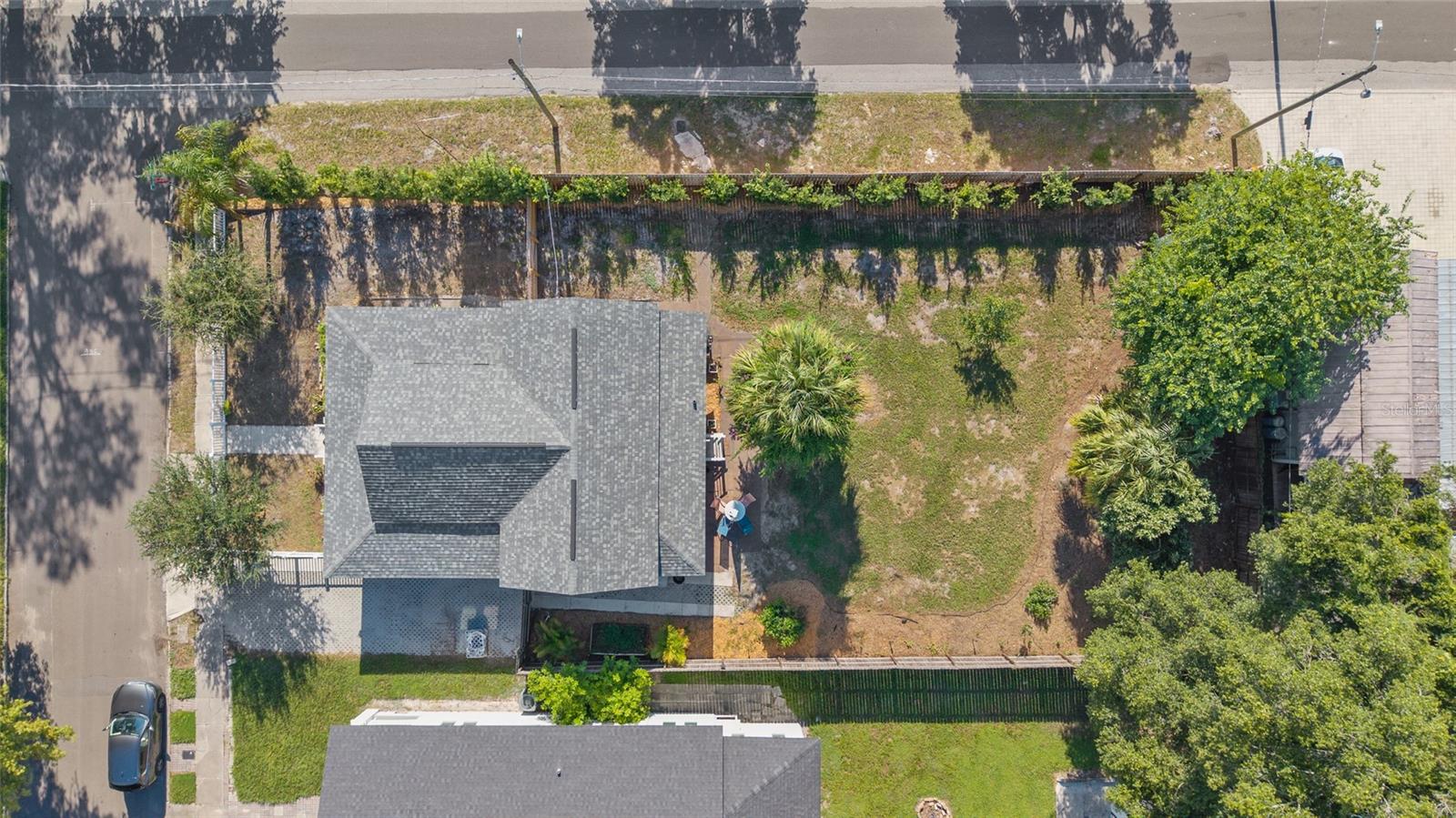 Listing photo id 30 for 800 Genesee Street