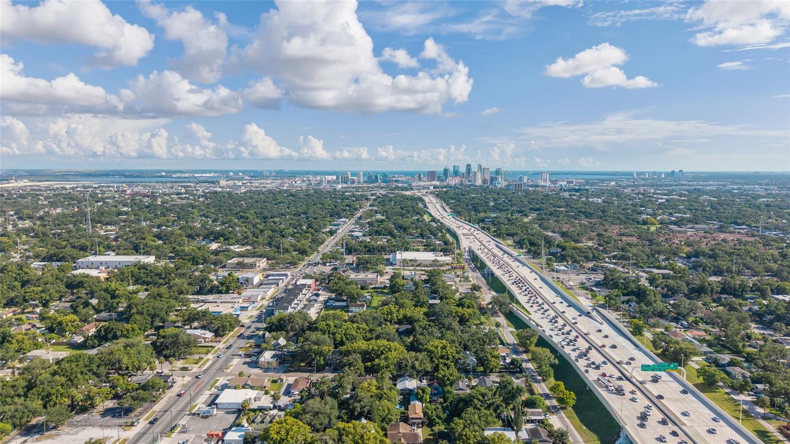 Listing photo id 32 for 800 Genesee Street