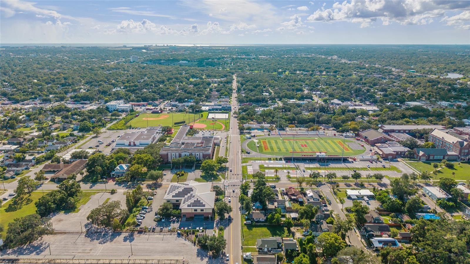 Listing photo id 34 for 800 Genesee Street