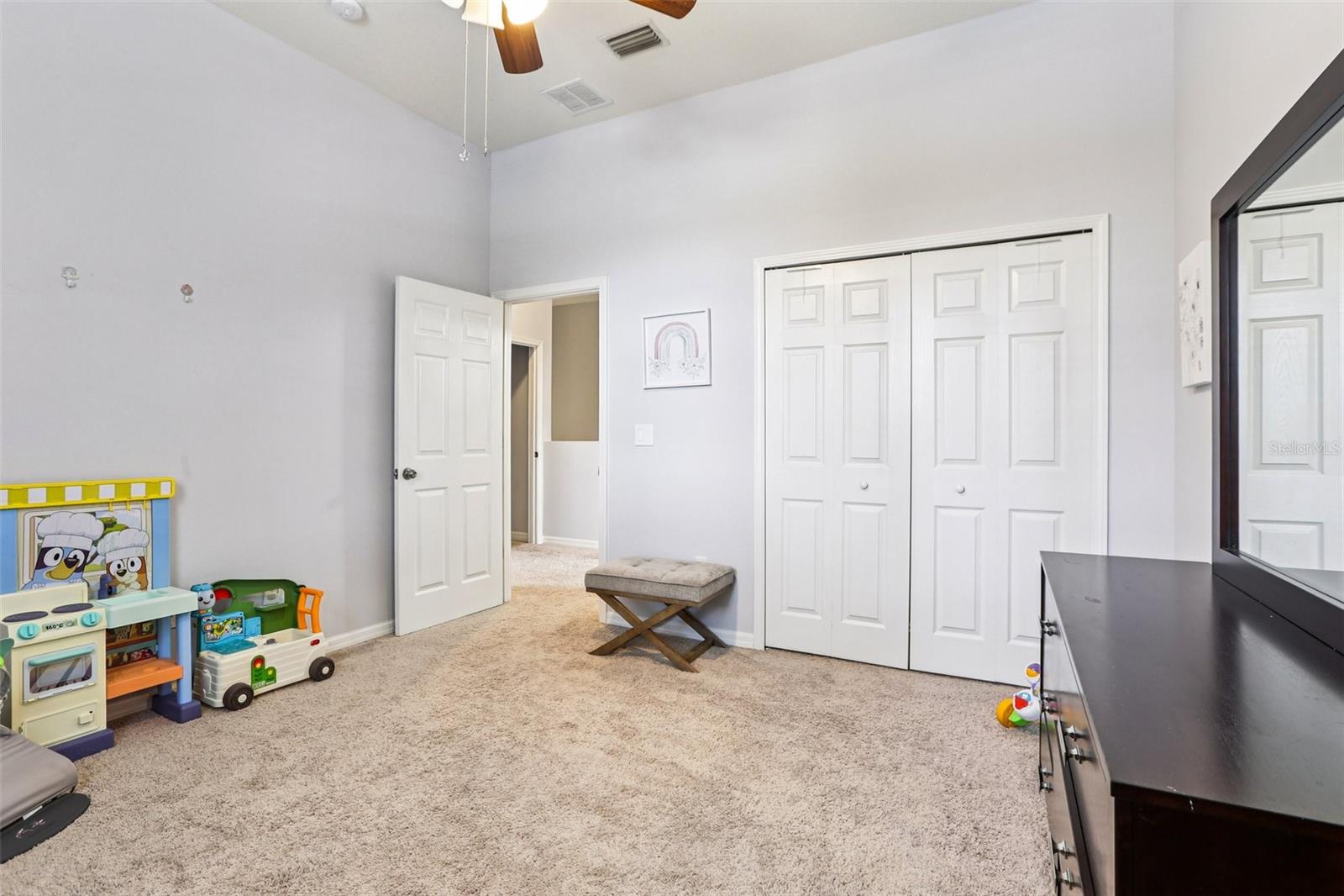 Image 18 of 29 For 7435 Arlington Grove Circle