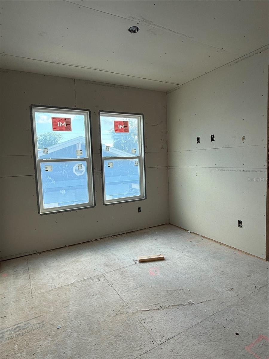 Image 13 of 14 For 112 Melville Avenue 2
