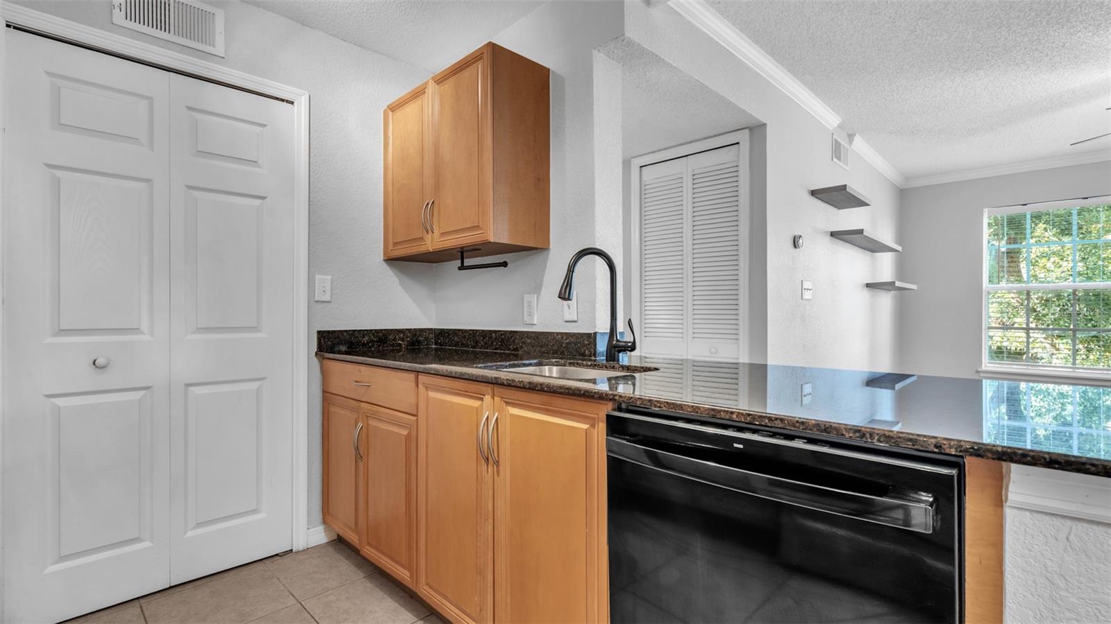 Image 12 of 32 For 3275 Haviland Court 202